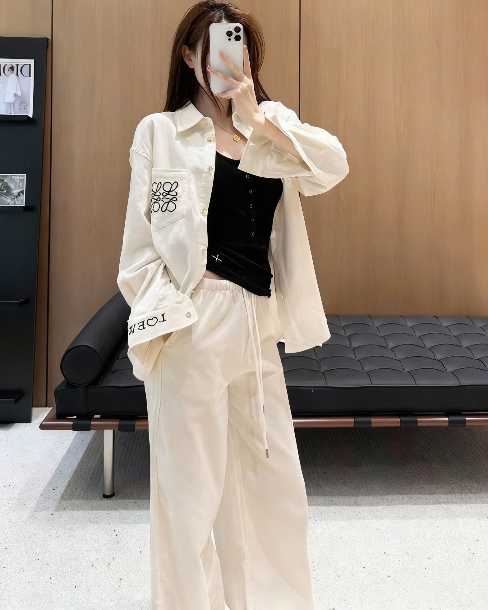 Combo áo sơ mi quần dài xanh trắng Loewe 10