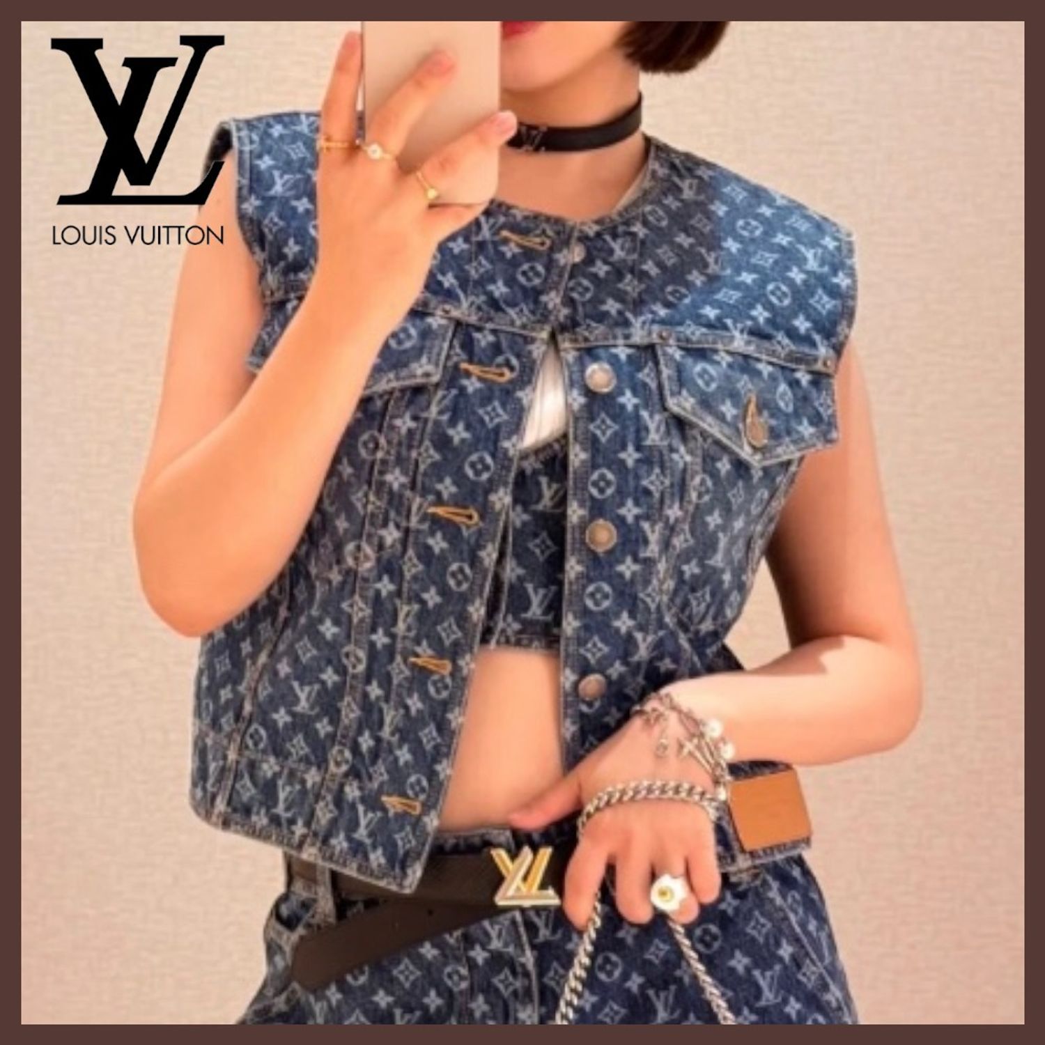 Áo nữ Louis Vuitton Sleeveless Monogram Denim Jacket Blue 4