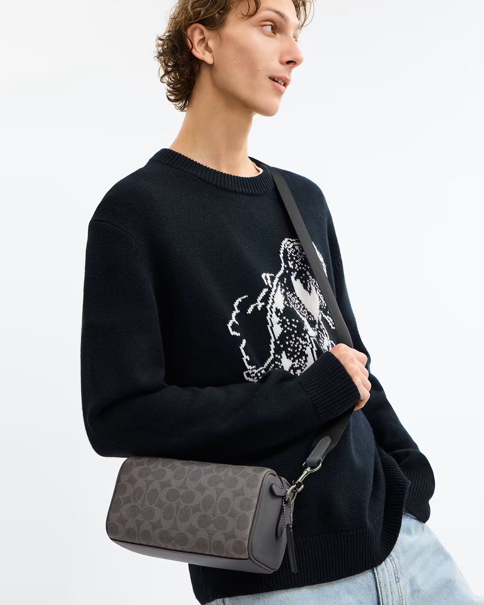Túi đeo chéo Coach Axle Crossbody Bag in Signature Canvas Gray Charcoal CV762 4