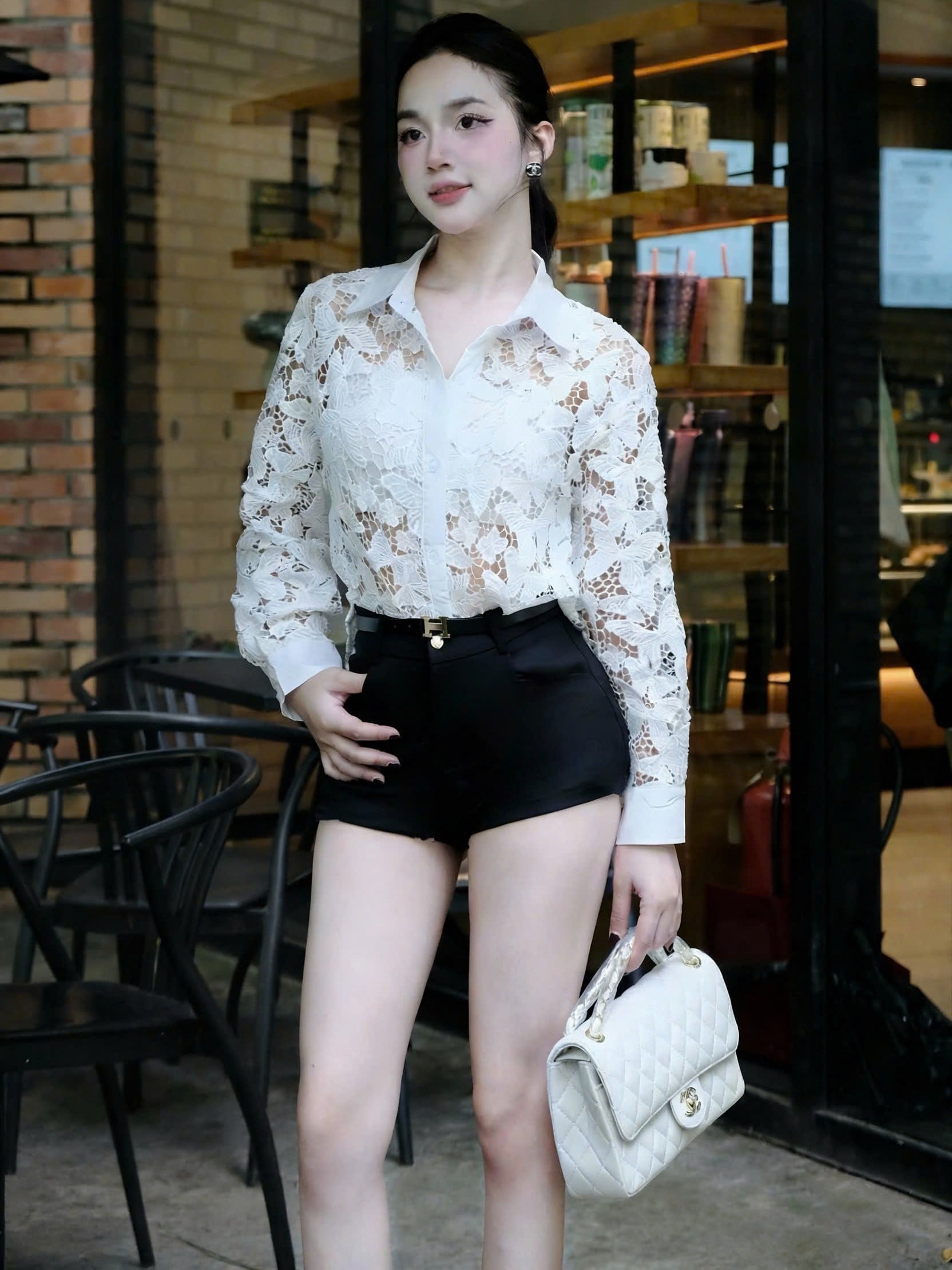 Áo sơ mi ren trắng đen Dior 13