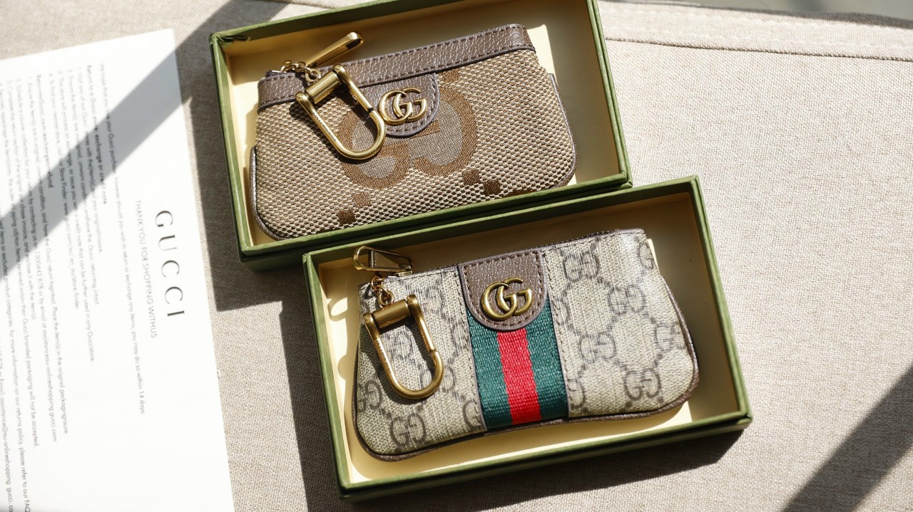 VÍ NỮ GUCCI MINI LIGHT OPHIDIA KEY CASE IN BEIGE AND EBONY GG SUPREME CANVAS 9