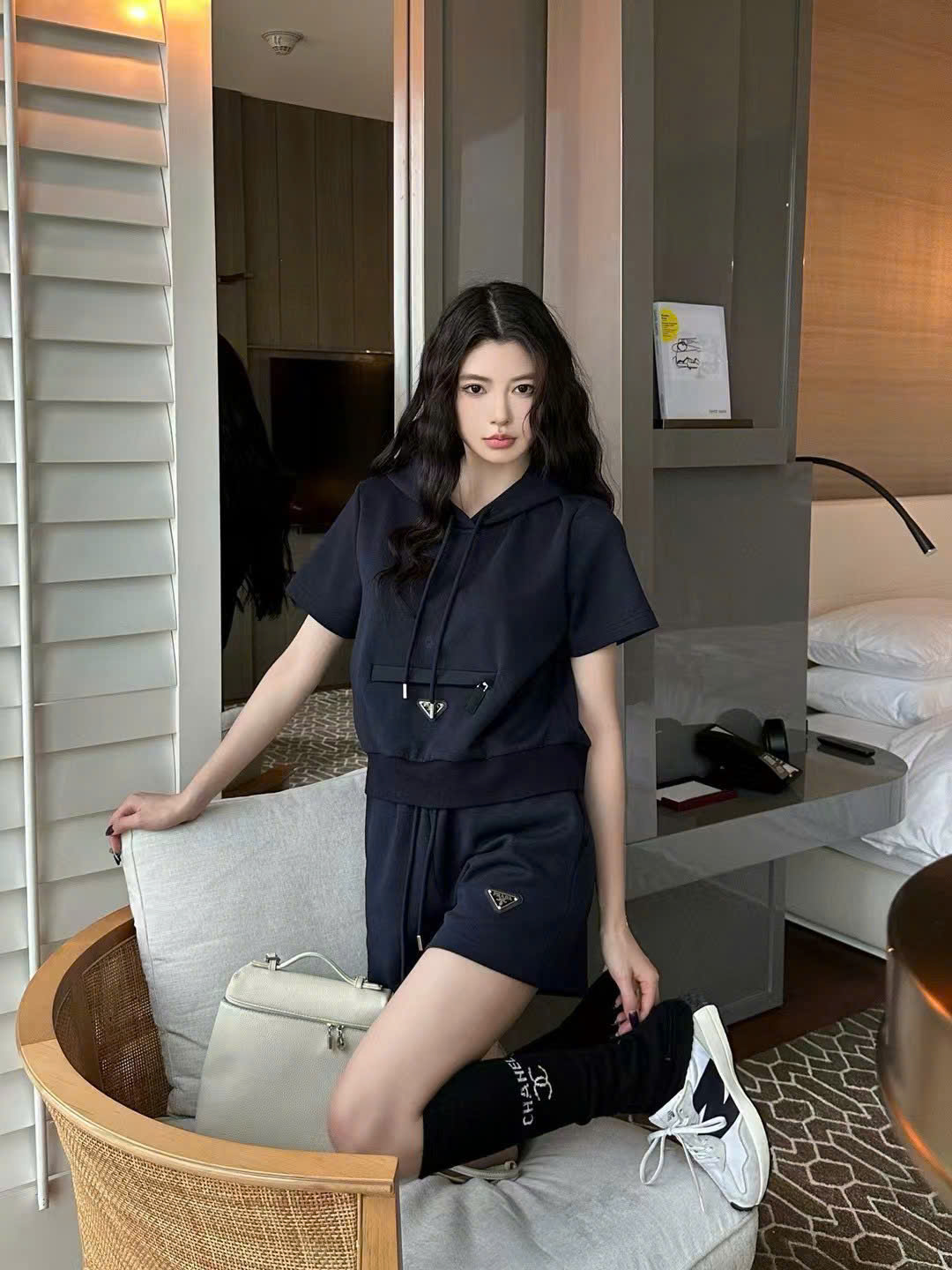 Combo áo cotton mũ và quân ngắn Prada 3
