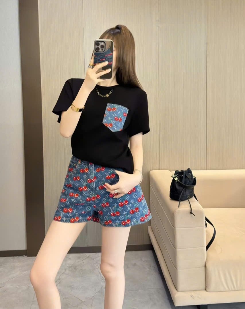 Combo full bộ áo thun quần short và quần dài LV họa tiết cherry 5