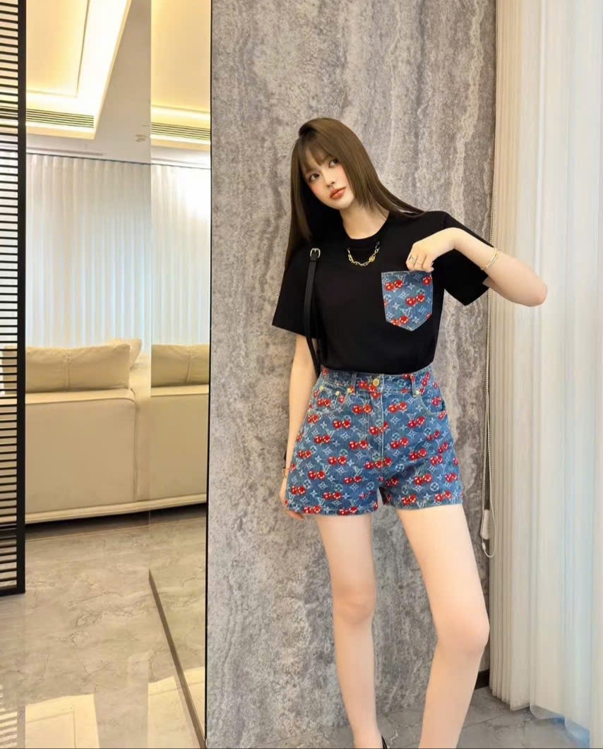 Combo full bộ áo thun quần short và quần dài LV họa tiết cherry 9