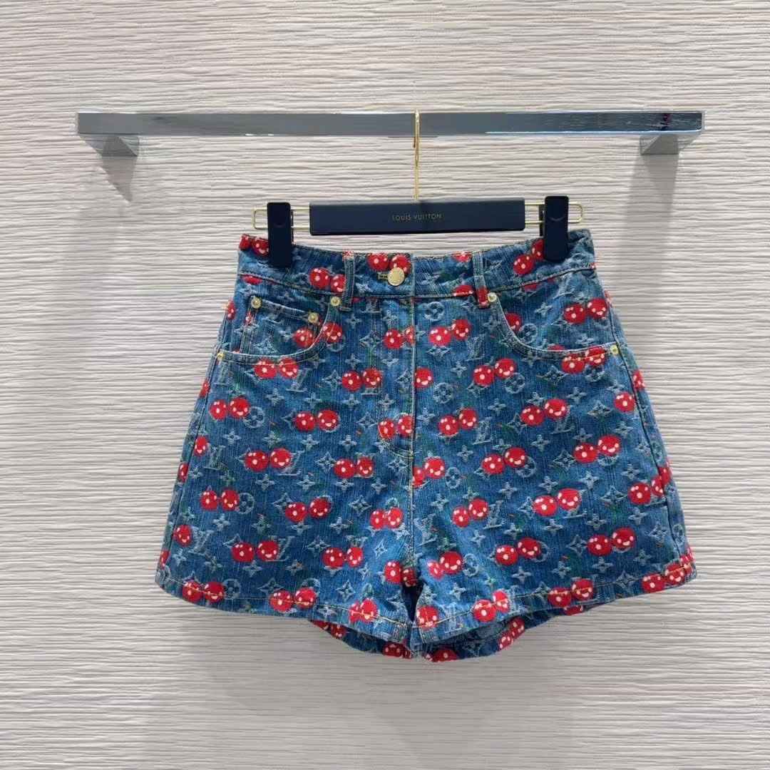 Combo full bộ áo thun quần short và quần dài LV họa tiết cherry 11