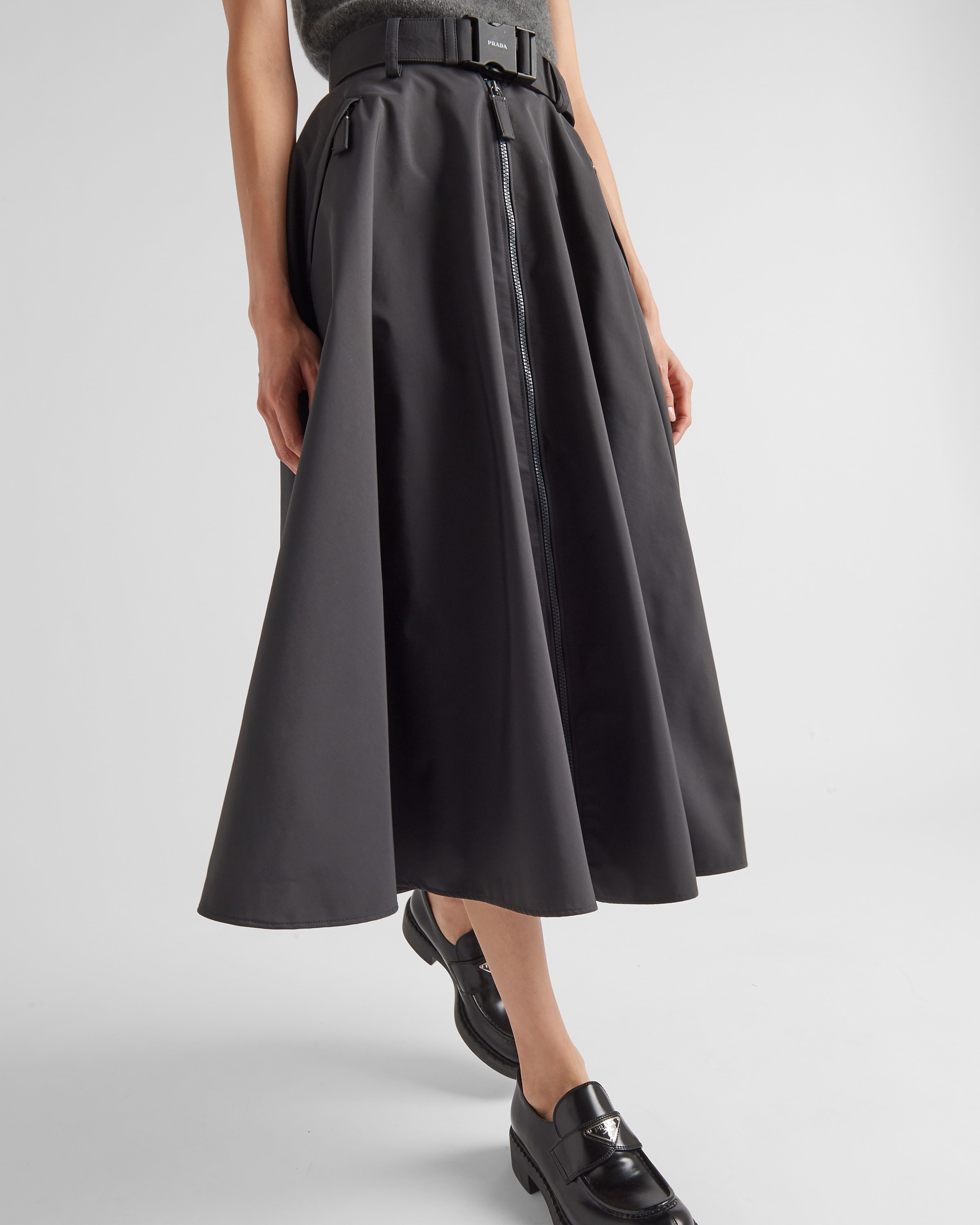 Chân váy dài Prada Technical Fabric Midi-Skirt 11