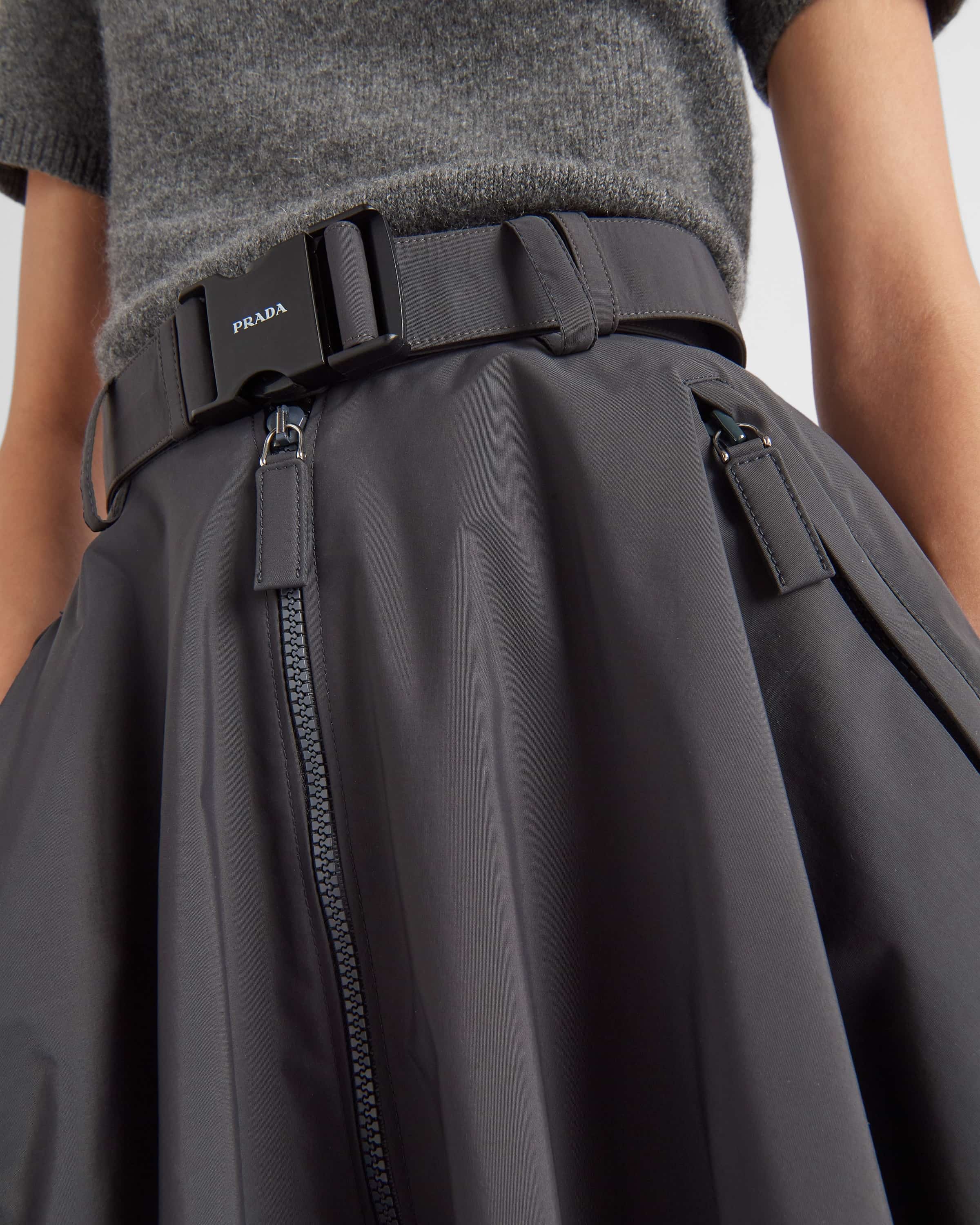 Chân váy dài Prada Technical Fabric Midi-Skirt 13