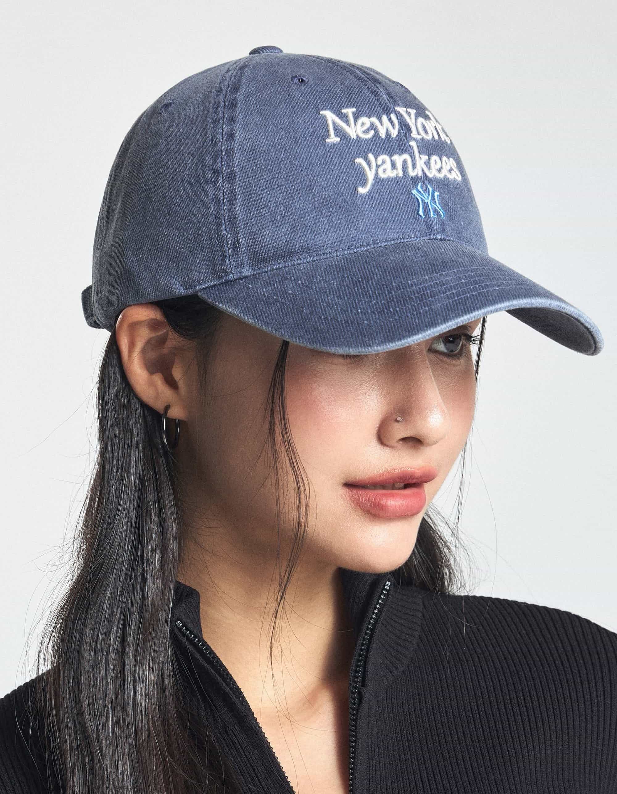 Mũ MLB New York Yankees Varsity Lettering Washed Unstructured Ball Cap Navy 3ACPVV04N-50NYS 1
