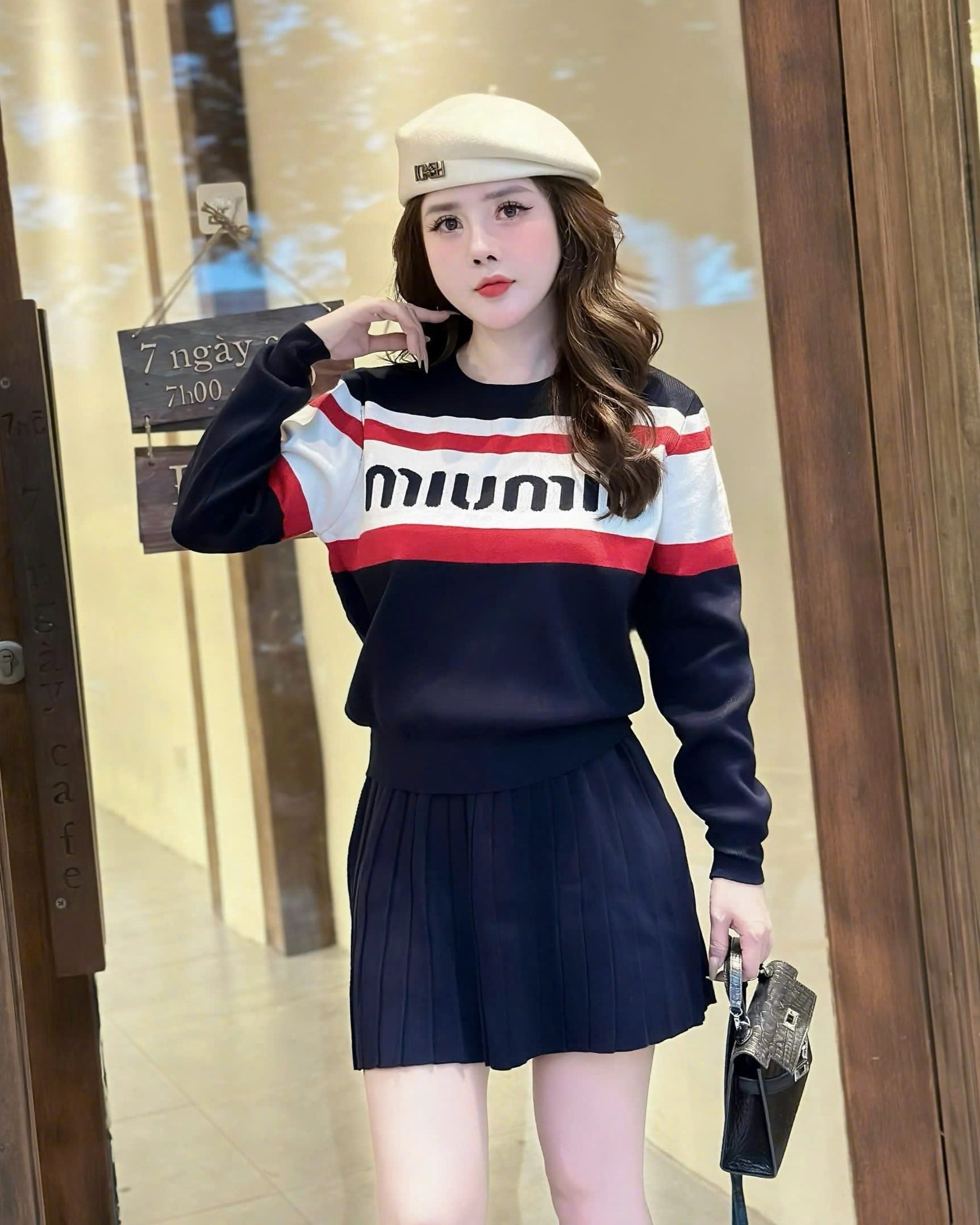 Áo tay dài váy ngắn xòe len thời trang nữ Miu Miu 2