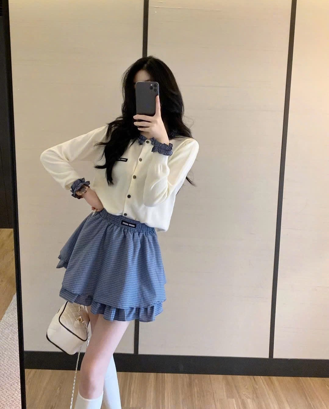 Combo bộ áo len thun váy vải ngắn xanh dương Miu Miu 8