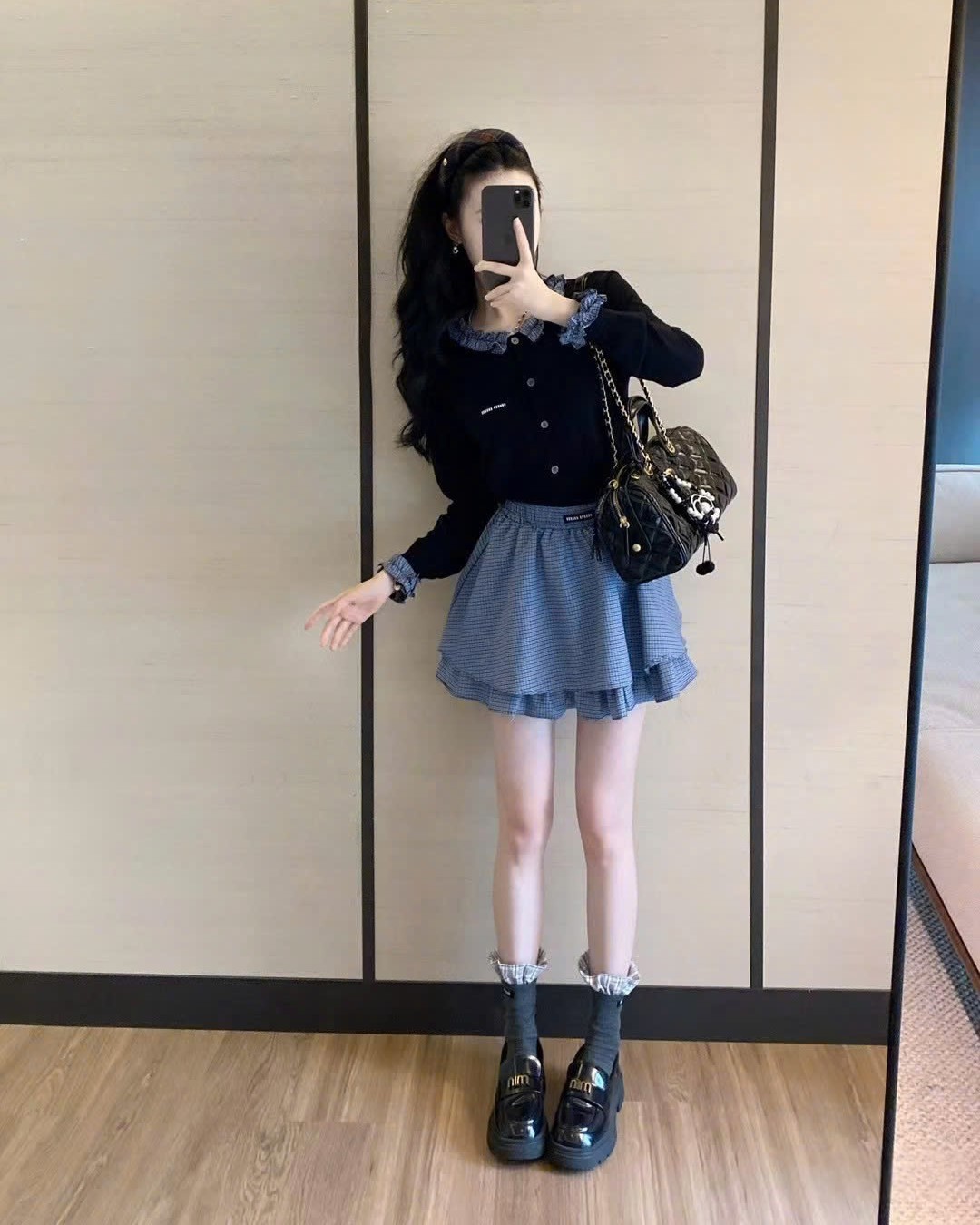 Combo bộ áo len thun váy vải ngắn xanh dương Miu Miu 12