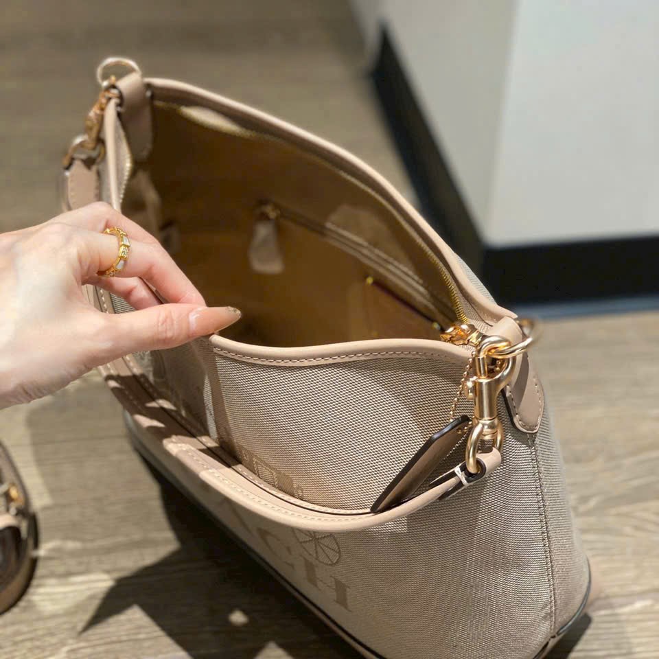 Túi xách Coach nữ Laurel Shoulder Bag With Horse And Carriage Dark Natural Multi CAK91 7