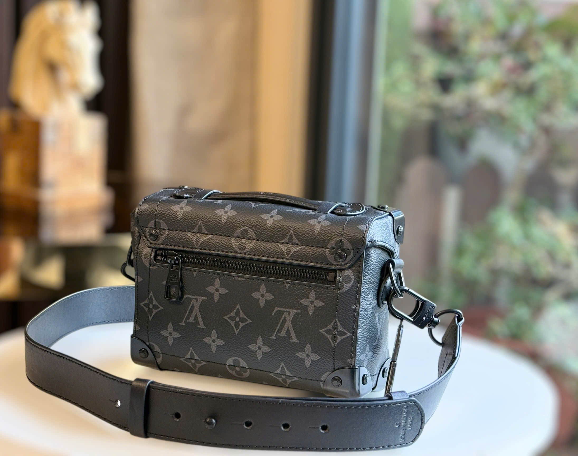 Túi xách cốp LV Louis Vuitton Soul Trunk Monogram Eclipse Canvas M11743 9