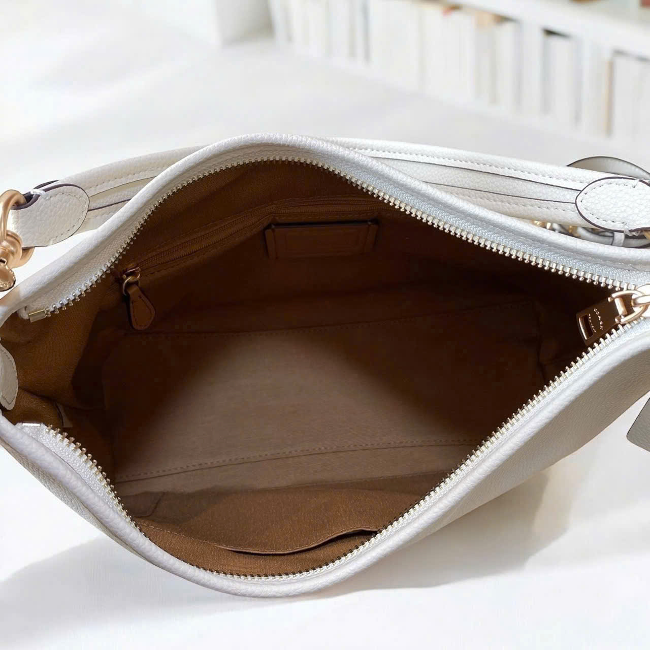 Túi xách Coach Laurel Large Shoulder Bag Chalk CY684 4