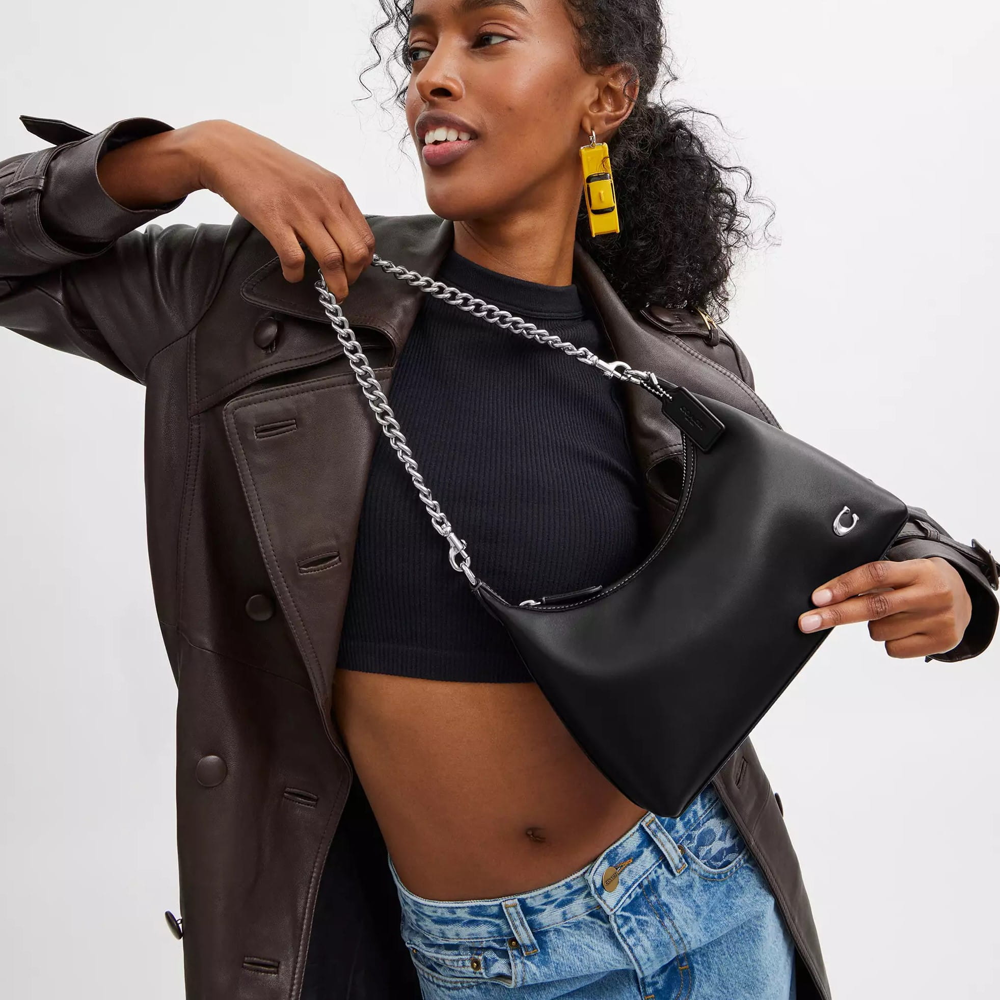 Túi đeo chéo Coach Juliet Shoulder Bag 25 Smooth Leather Black CW640 6