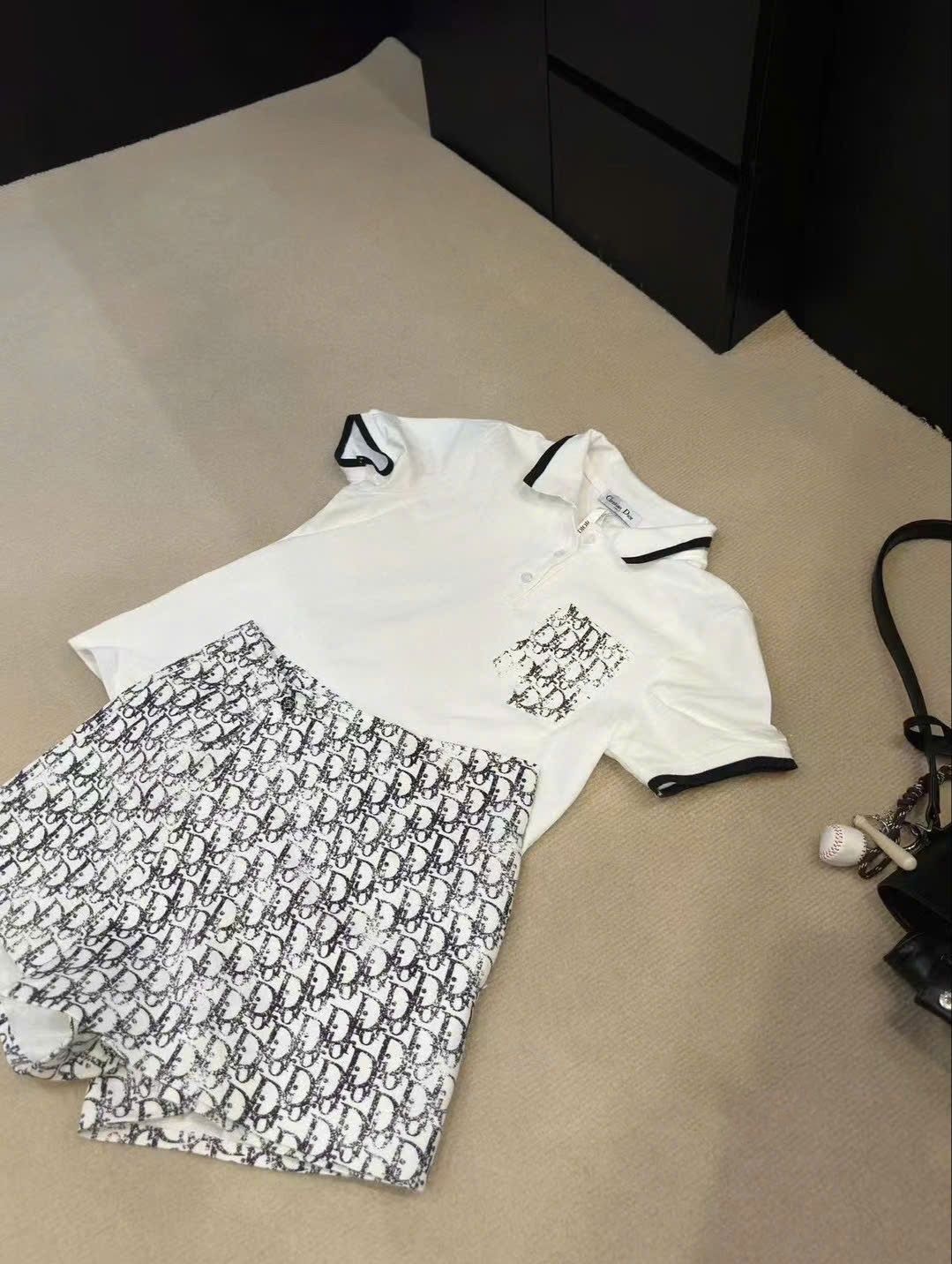 Combo áo và váy quần Dior 6