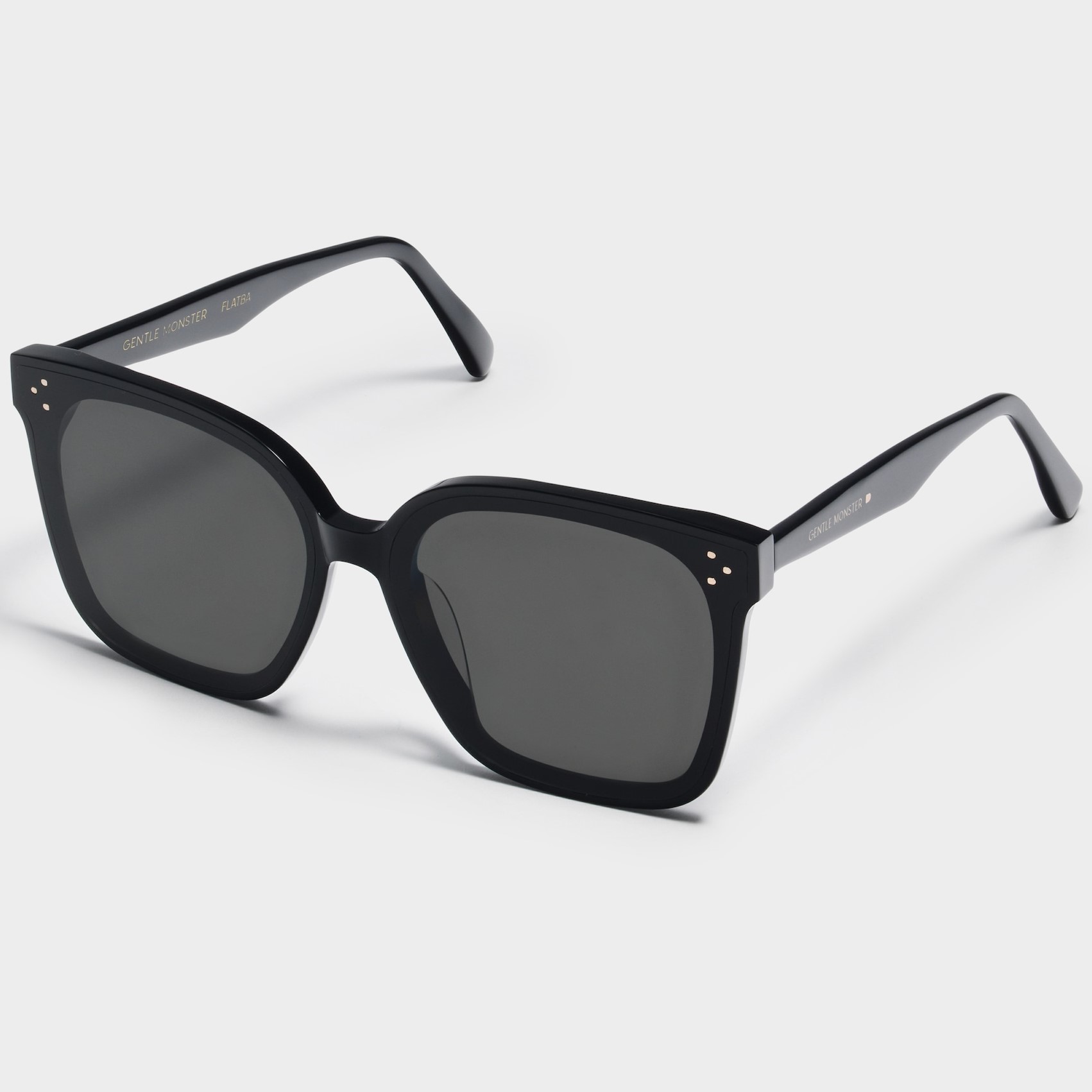 MẮT KÍNH GENTLE MONSTER HER 01 OVERSIZED SQUARE FLATBAR FRAME 4