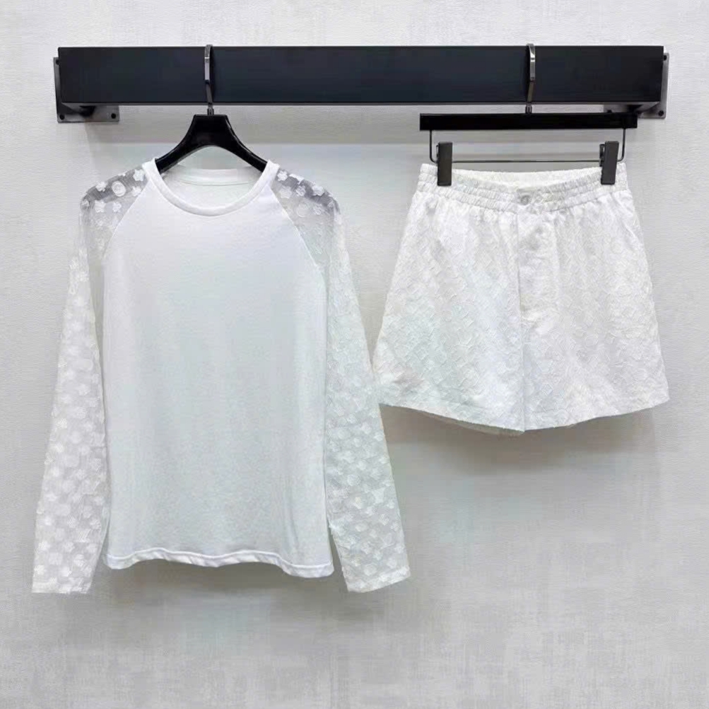 Combo áo quần thun phối ren trắng LV 5