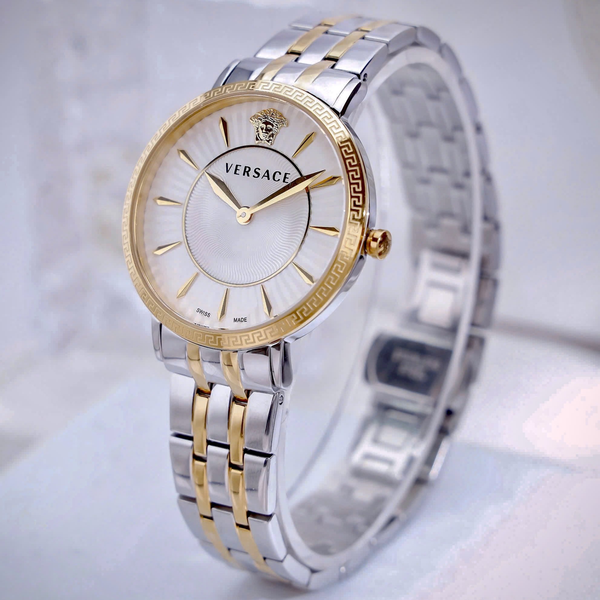 Đồng hồ đeo tay nữ Versace V-Eternal Lady Watch VEJL00622 6