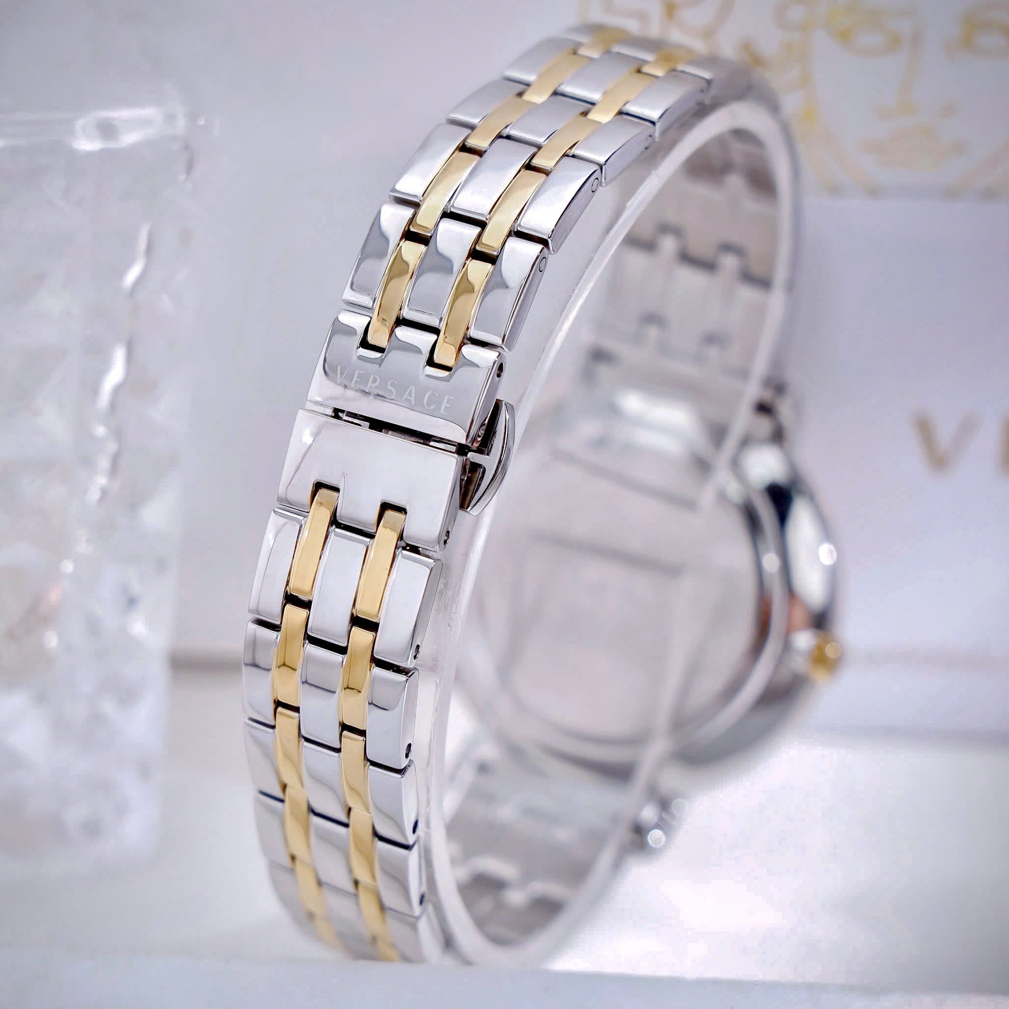 Đồng hồ đeo tay nữ Versace V-Eternal Lady Watch VEJL00622 8