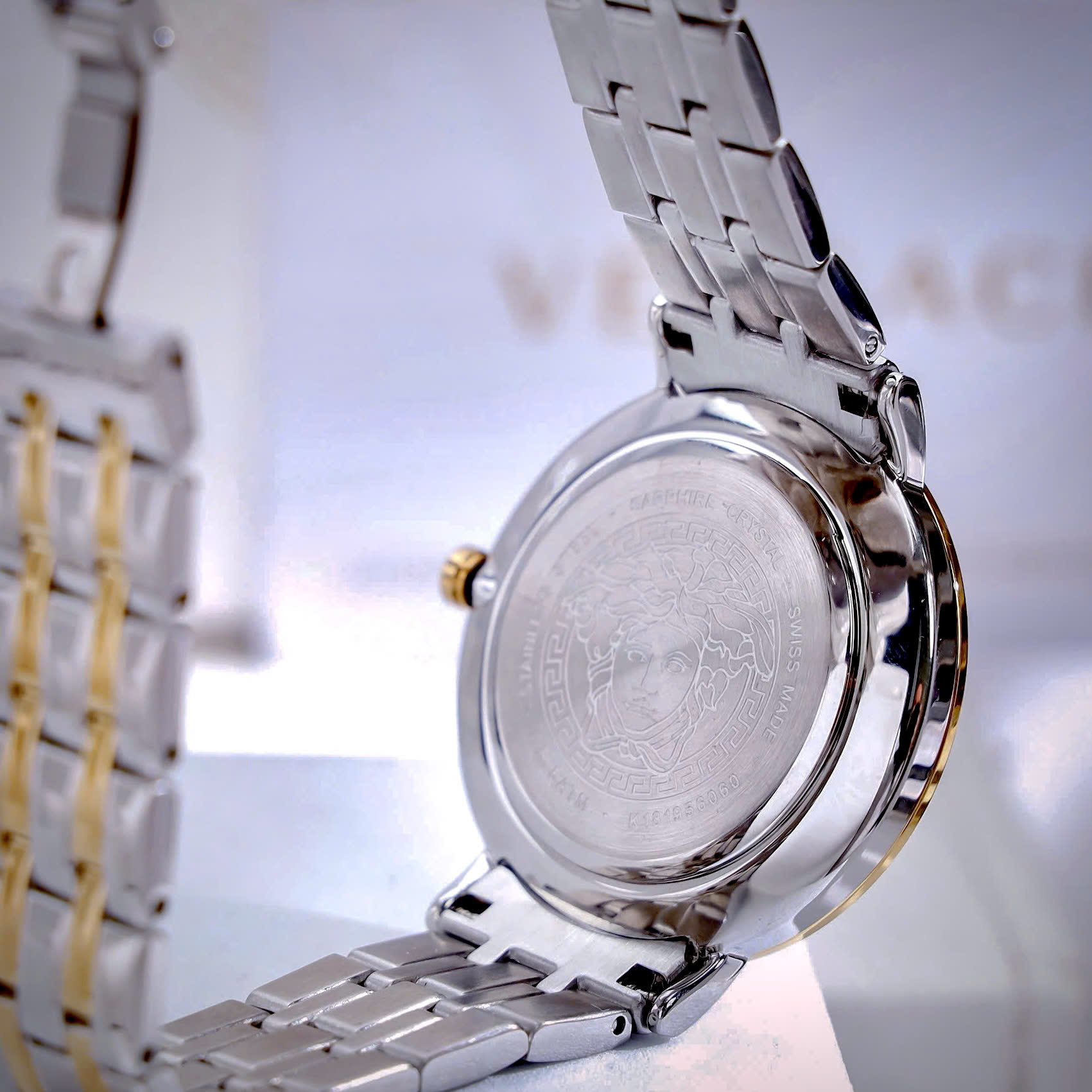 Đồng hồ đeo tay nữ Versace V-Eternal Lady Watch VEJL00622 10