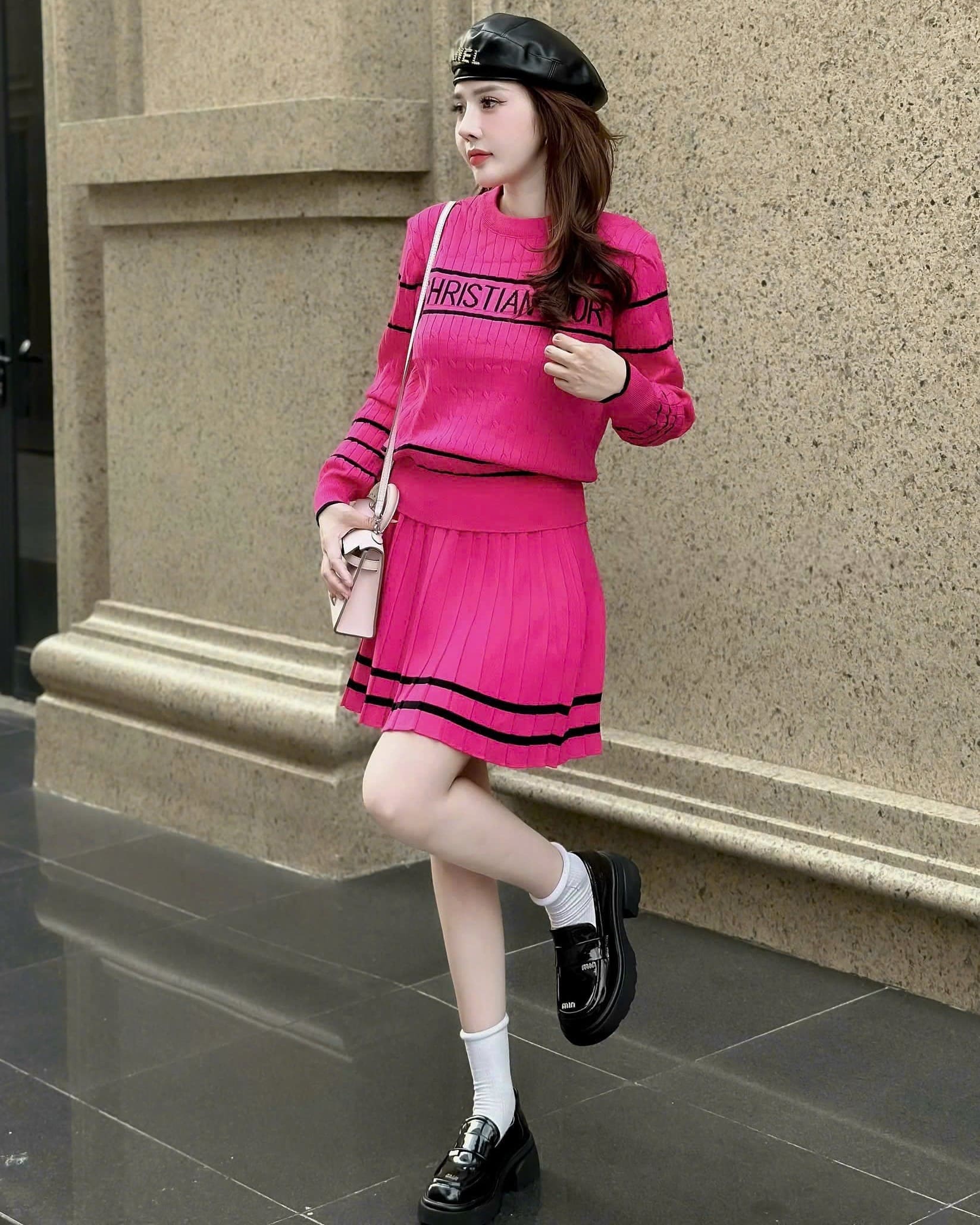 Combo bộ len áo tay dài váy ngắn xòe Dior 1
