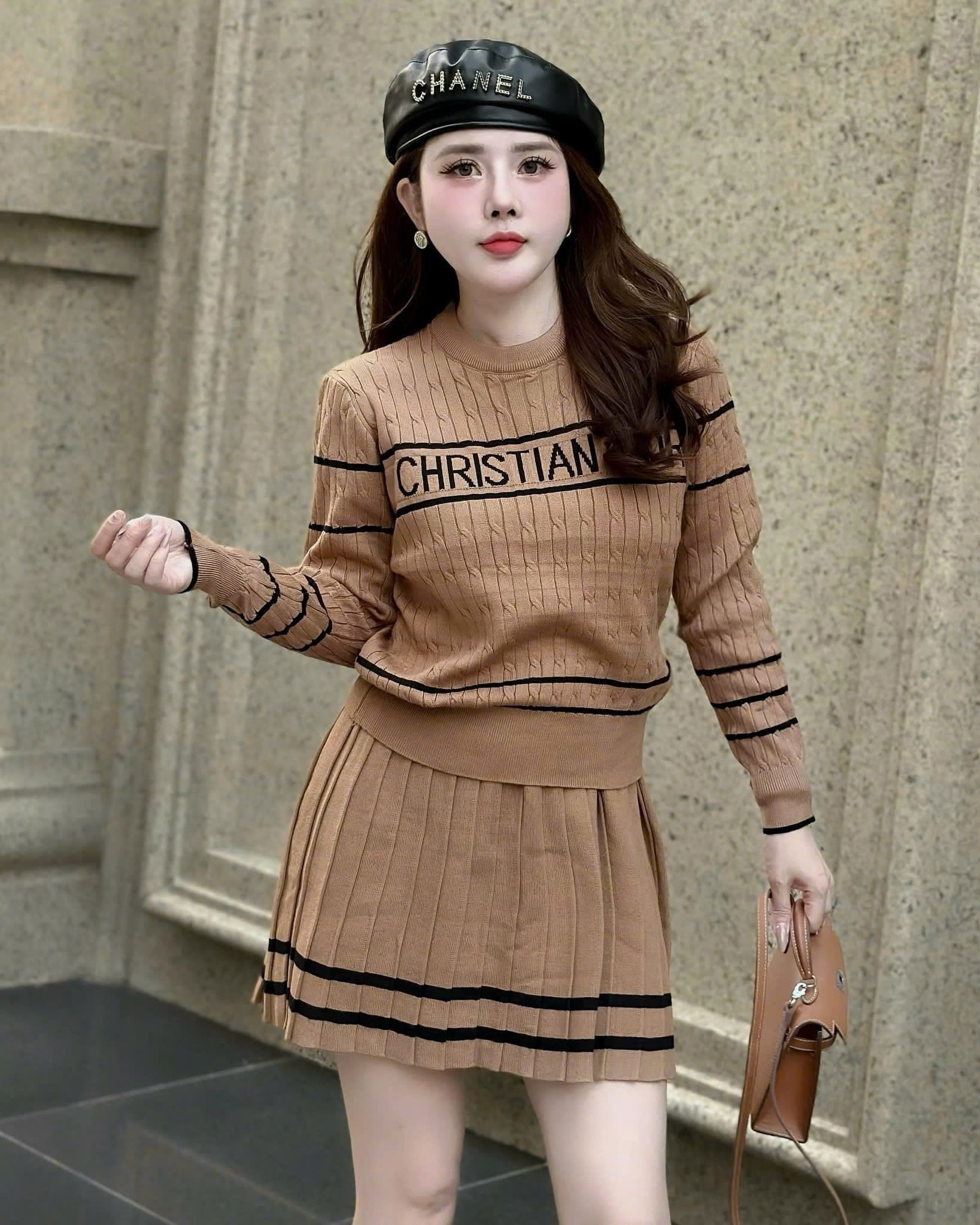 Combo bộ len áo tay dài váy ngắn xòe Dior 7