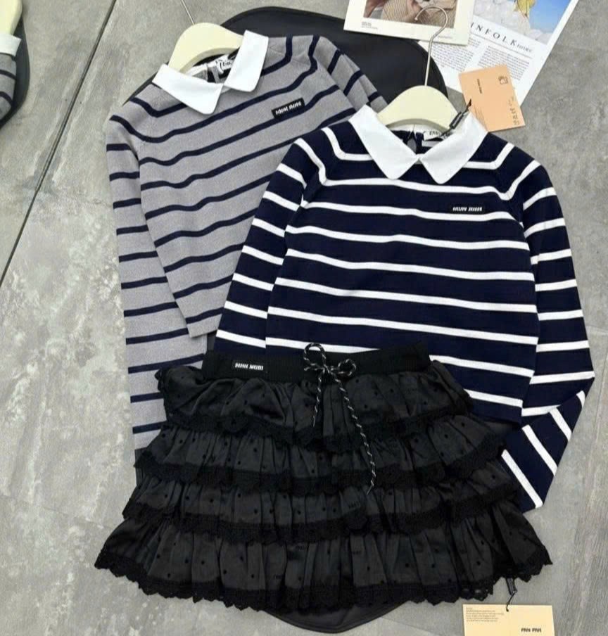 Combo áo thun sọc ngang váy ngắn xếp tầng đen Miu Miu 5