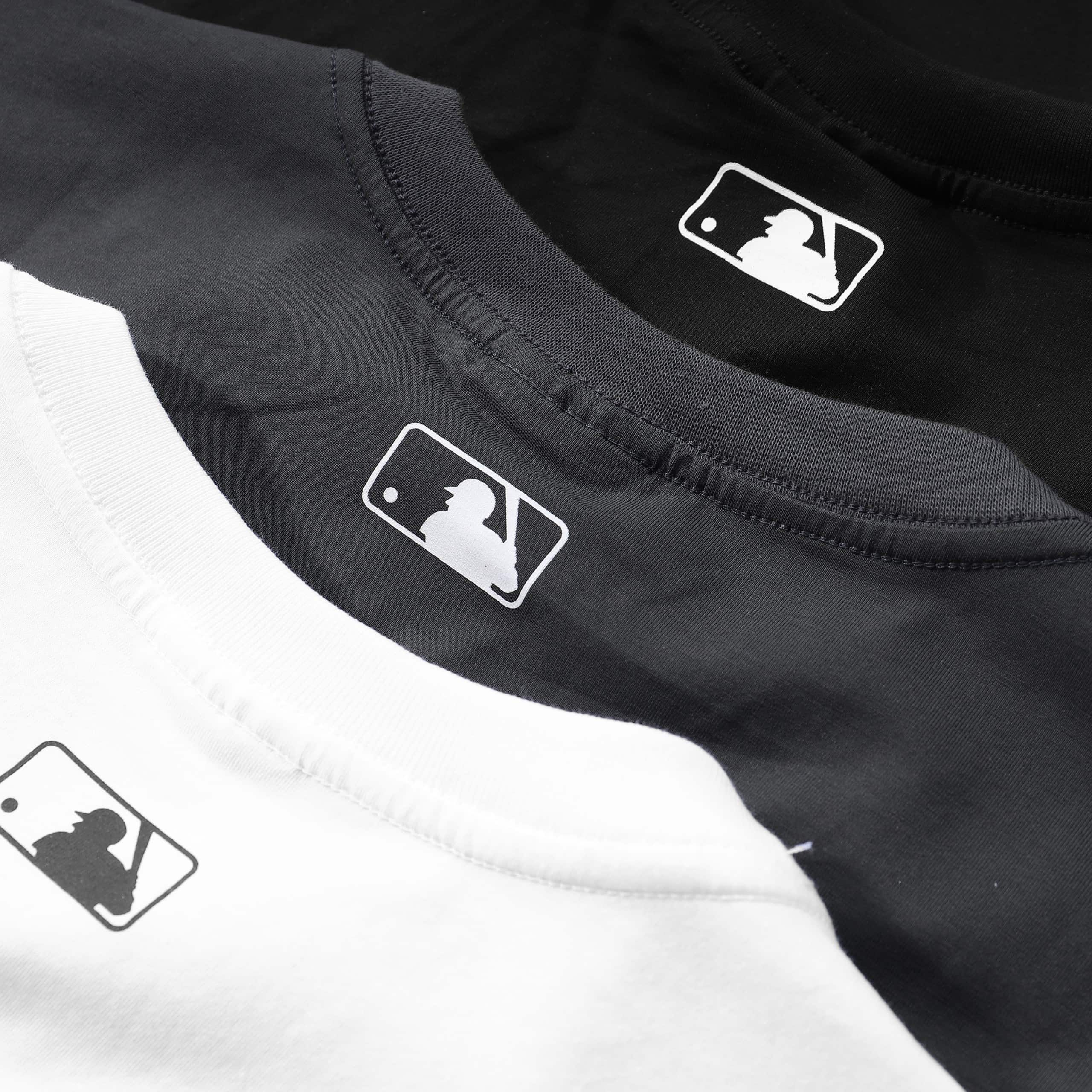 Áo phông MLB Womens LIKE Back Logo Crop Short Sleeve Tshirt New York  Yankees 3FTSL8023