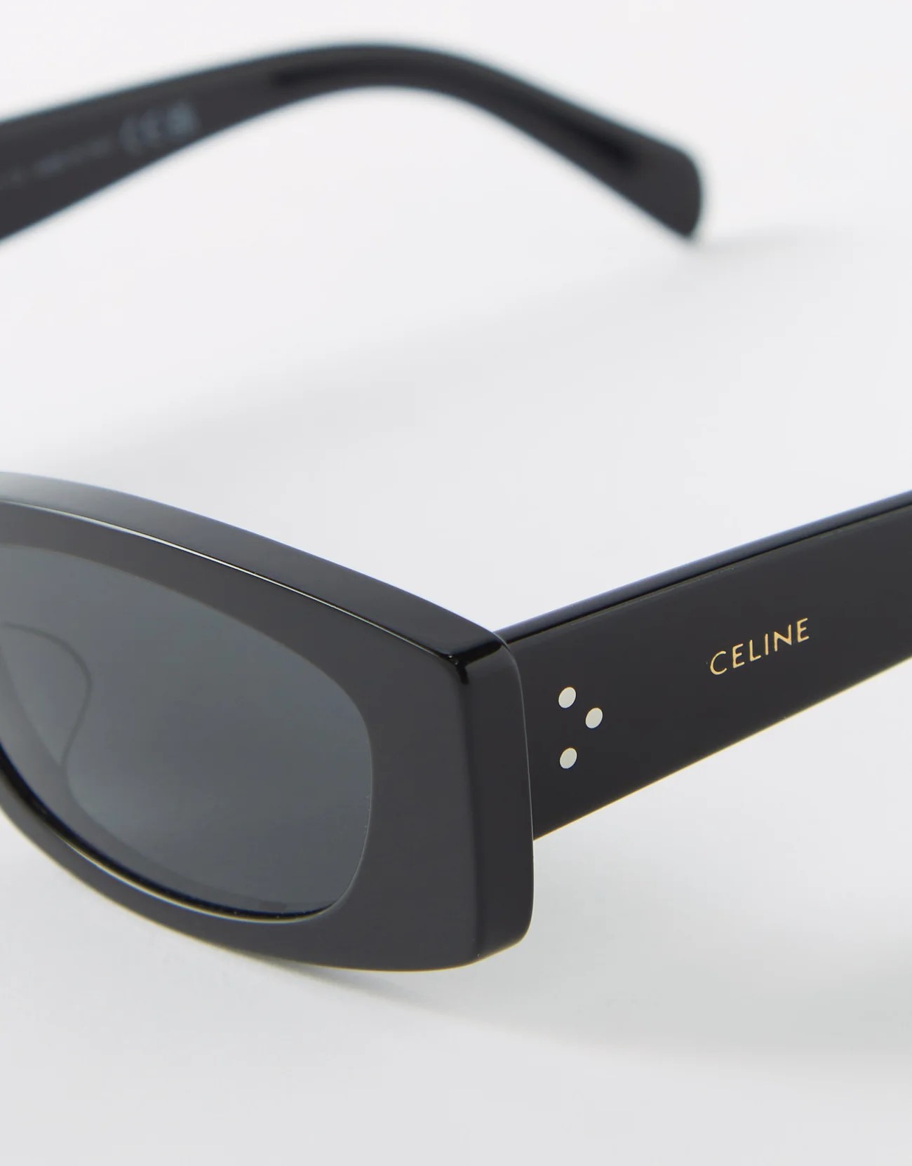 KÍNH MÁT CELINE CL40245U 25A BLACK 10