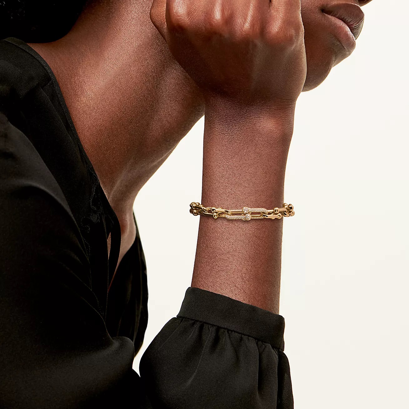 Lắc tay Tiffany Co Medium Link Bracelet in Yellow Gold with Diamonds 70751208 6