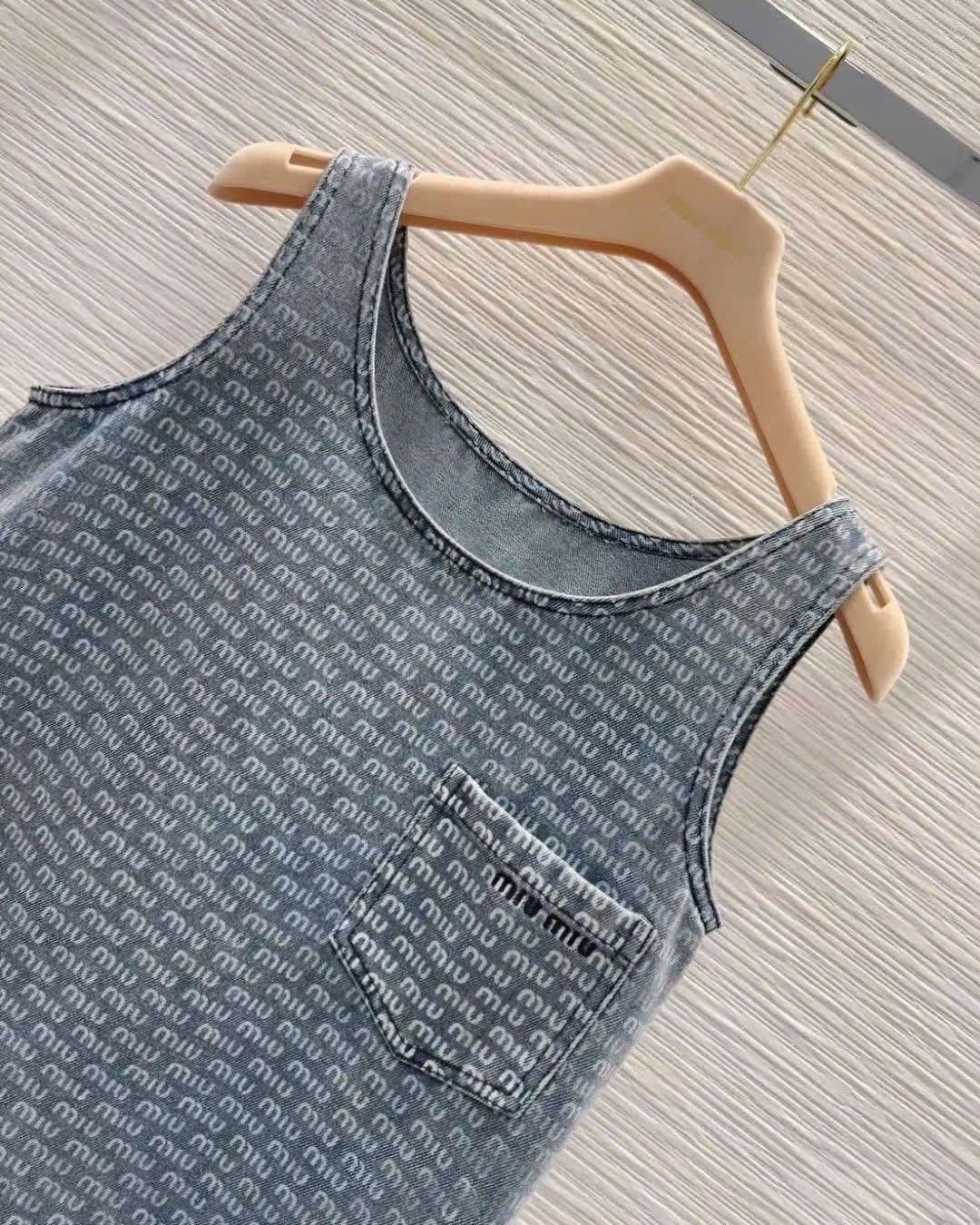 Đầm ba lỗ Miu Miu 4