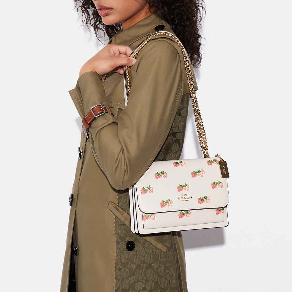 Túi đeo chéo Coach Klare Crossbody Bag With Strawberry Print CB599 5