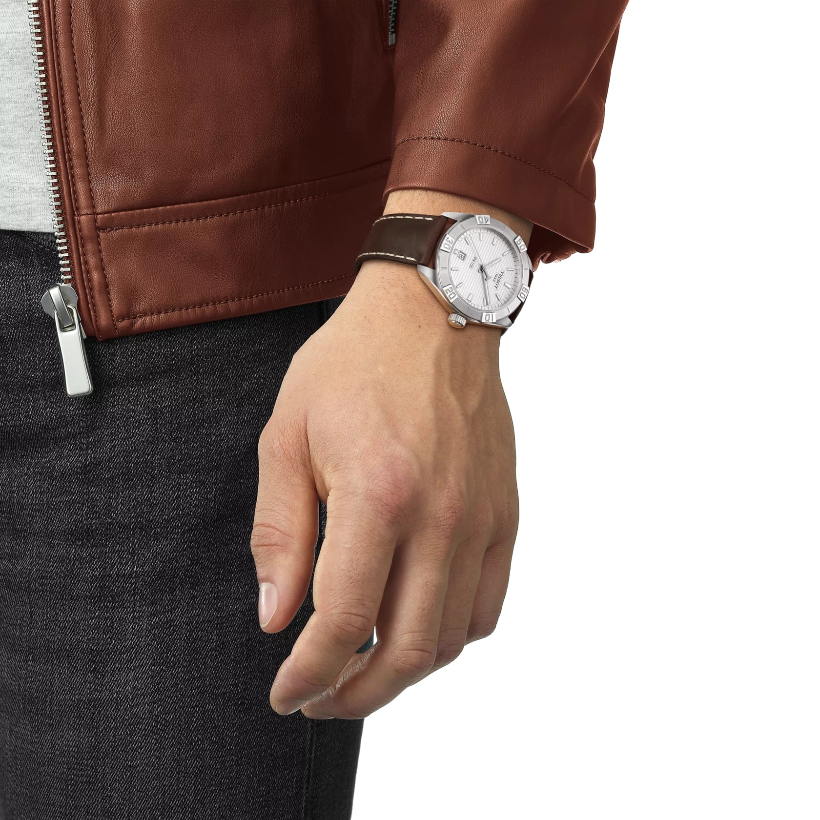 Đồng Hồ đeo tay Nam Tissot PR 100 Sport Gent T101.610.16.031.00 1