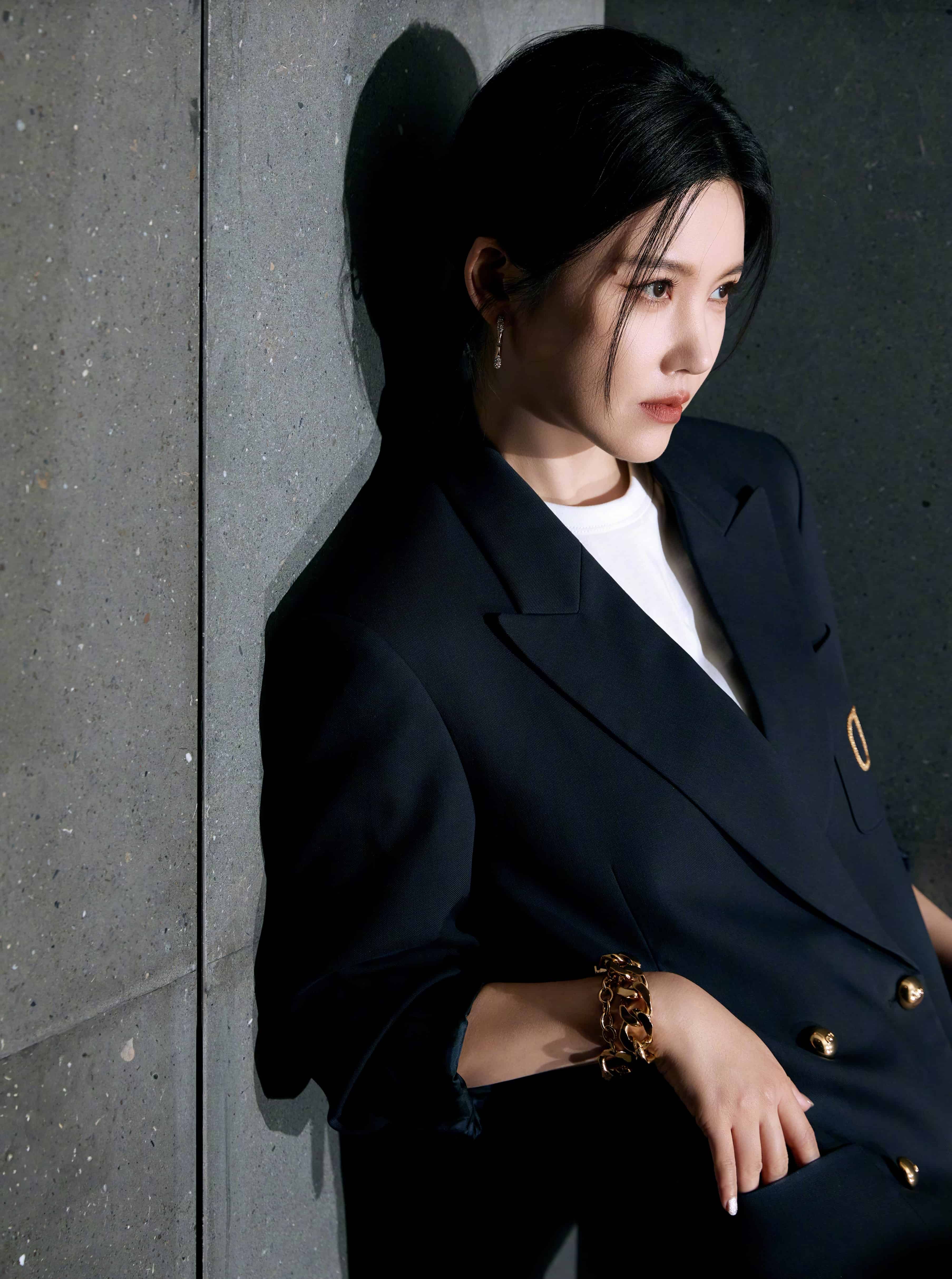 ÁO KHOÁC DÁNG DÀI VALENTINO FORMAL NATTE JACKET 9