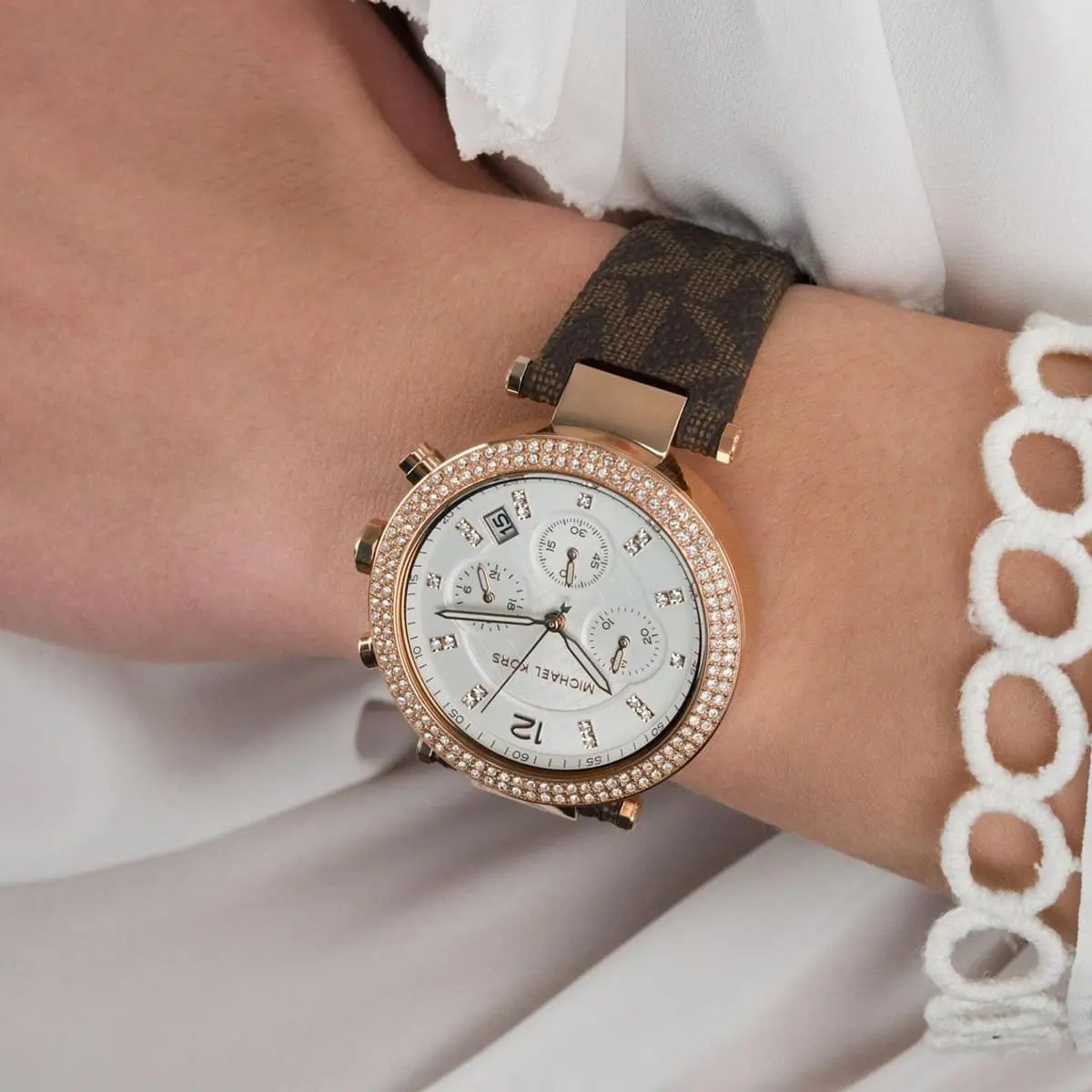 Đồng hồ nữ đeo tay Michael Kors Parker Chronograph Quartz Crystal White Dial Ladies Watch MK6917 2
