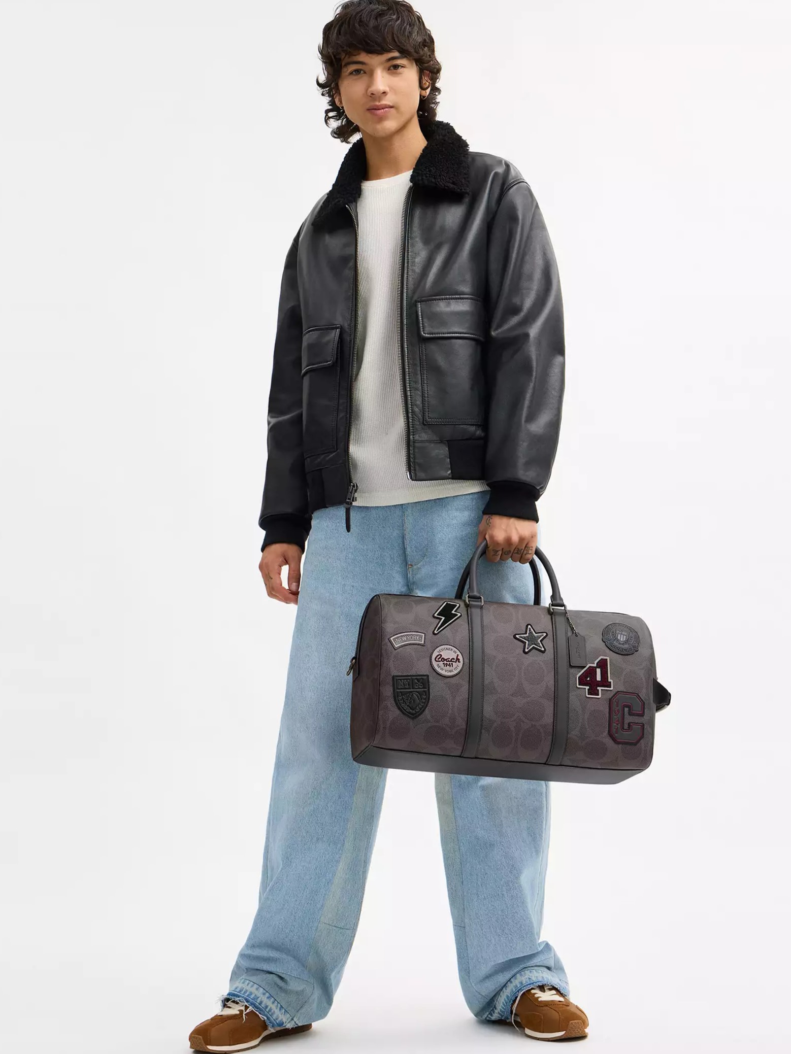 Túi du lịch Coach Venturer Bag In Maxi Signature Canvas With Patches Grey Multi CCG42 6