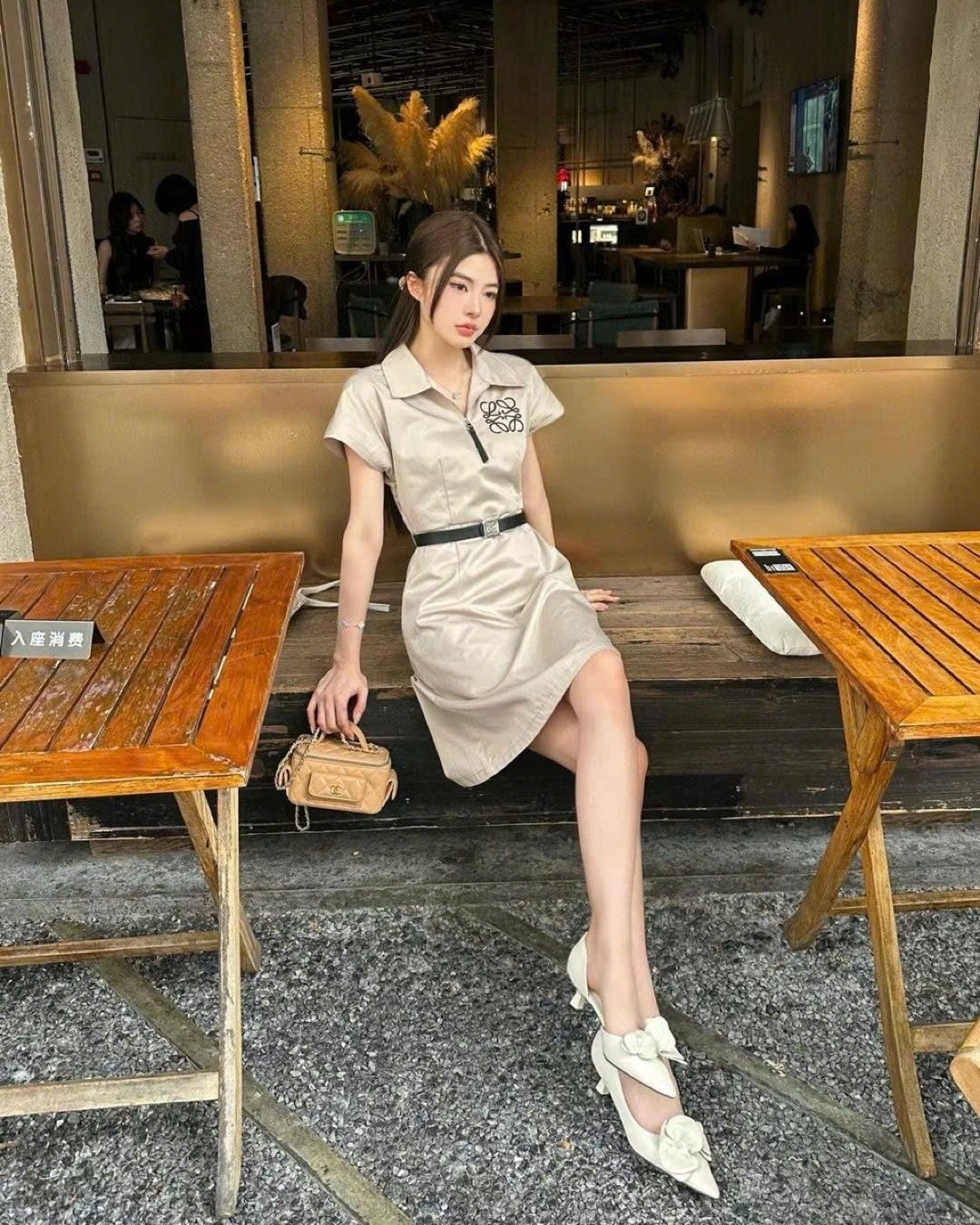 Áo đầm thời trang kèm thắt lưng Loewe 15
