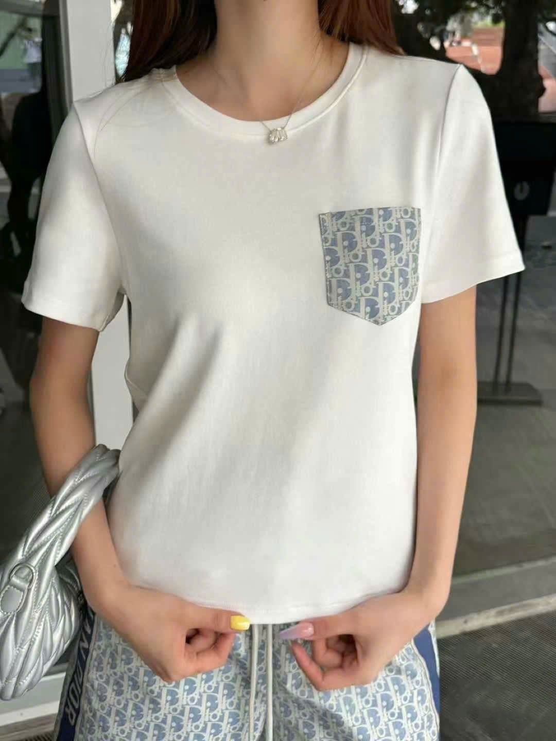 Combo áo thun quần short trắng phối xanh dương Dior 2