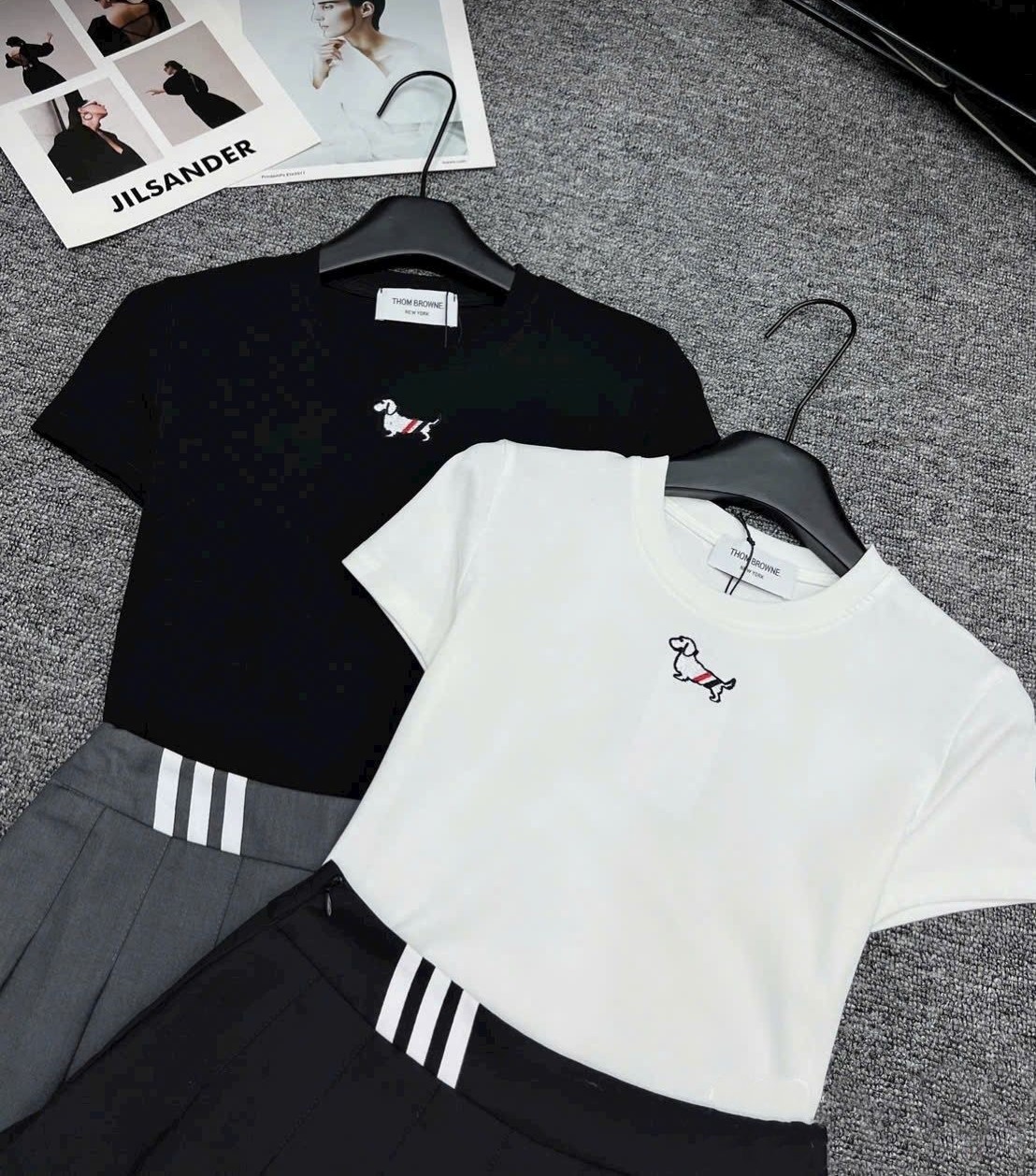 Combo áo thun váy xếp ly Thom Browne 4