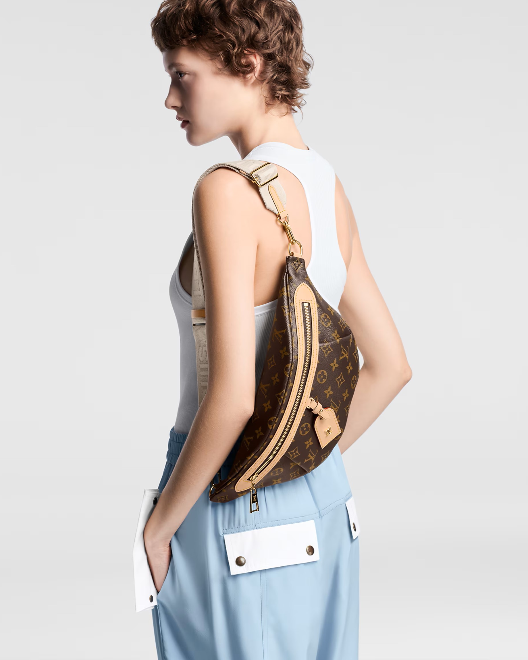 Túi nữ Đeo Hông Louis Vuitton High Rise Monogram Canvas 10