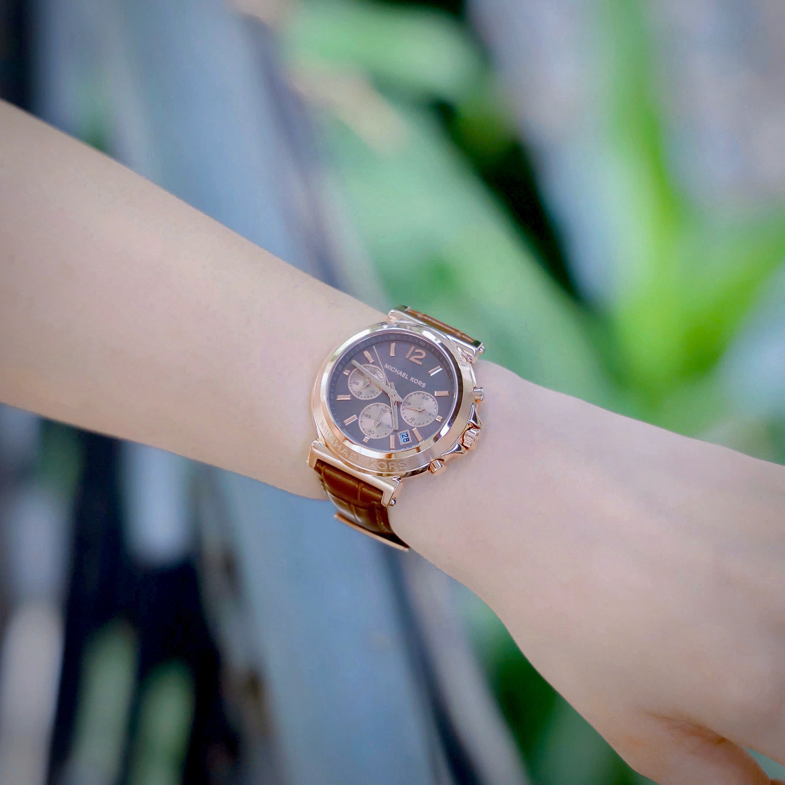 Đồng hồ đeo tay nữ Michael Kors Maren Rose Gold-Tone and Crocodile Embossed Leather Watch MK7497 7