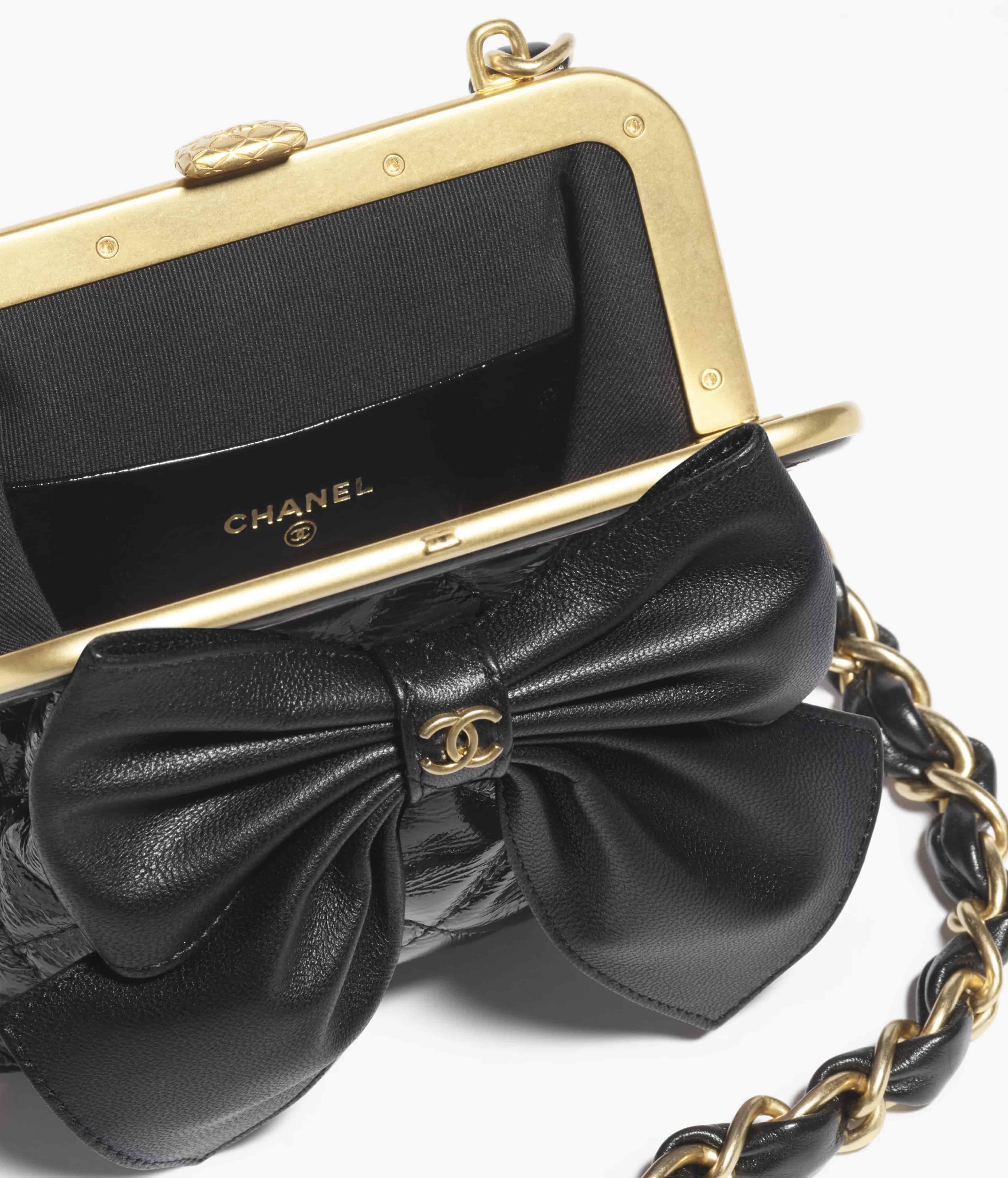 Túi đeo chéo nữ Chanel Clutch With Chain Patent Crumpled Lambskin Black 6