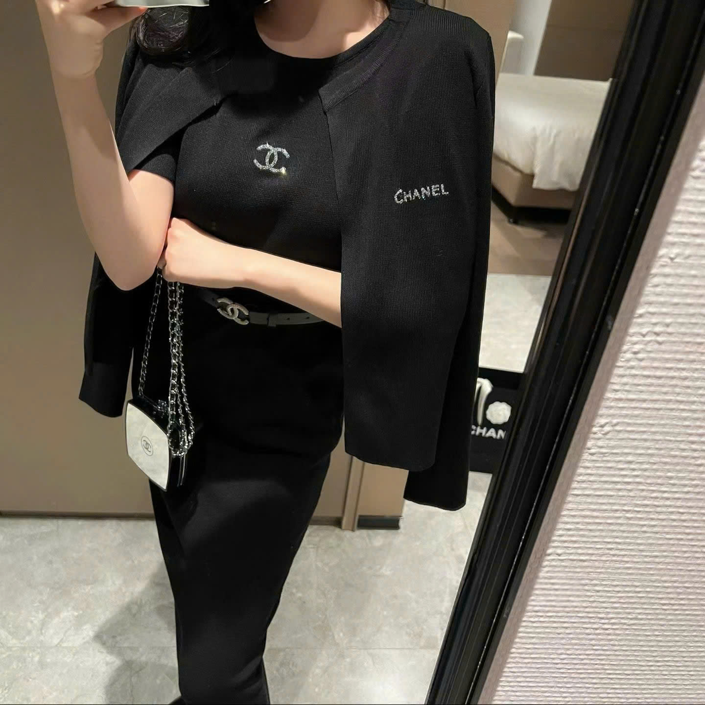 Combo áo khoác đầm dài đen nữ Chanel 3