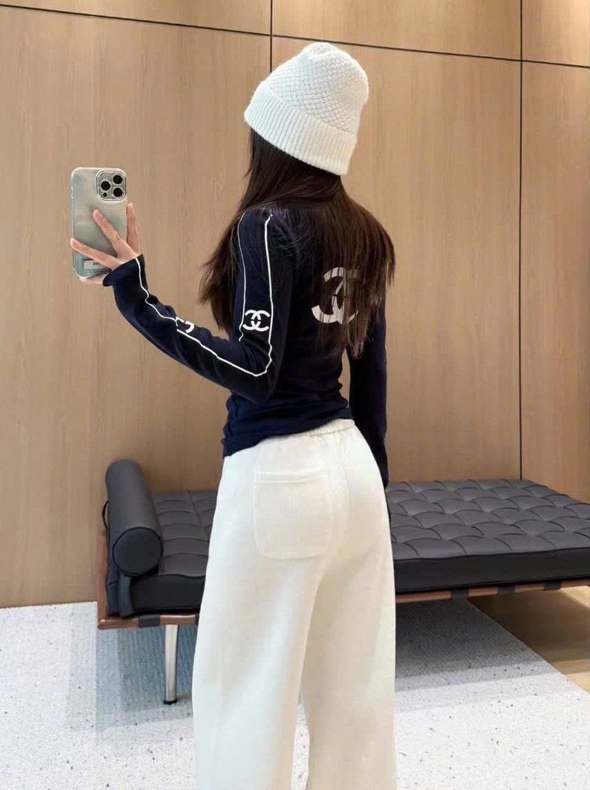 Áo thun nữ Chanel ôm tay dài cổ tròn 7