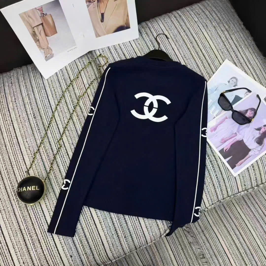 Áo thun nữ Chanel ôm tay dài cổ tròn 9