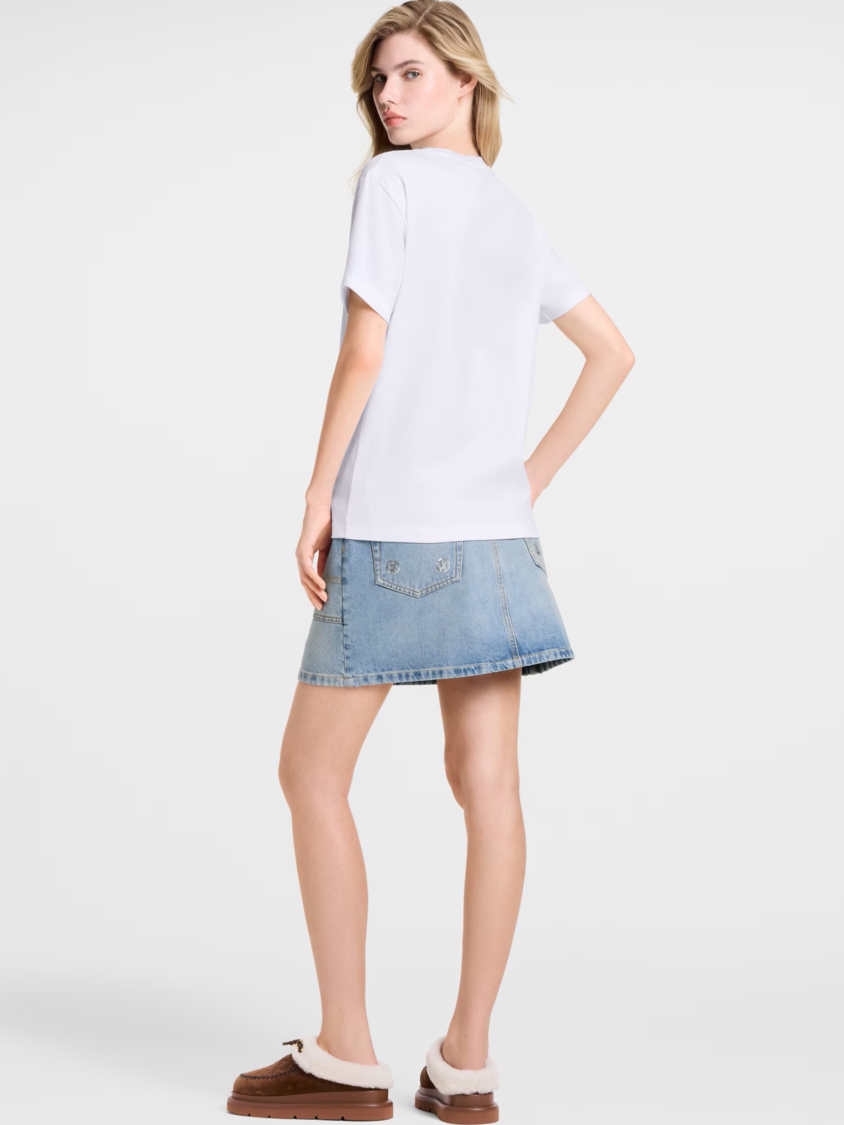 Áo thun trắng tay ngắn nữ LV Louis Vuitton Ski Mountain Signature T-Shirt 2