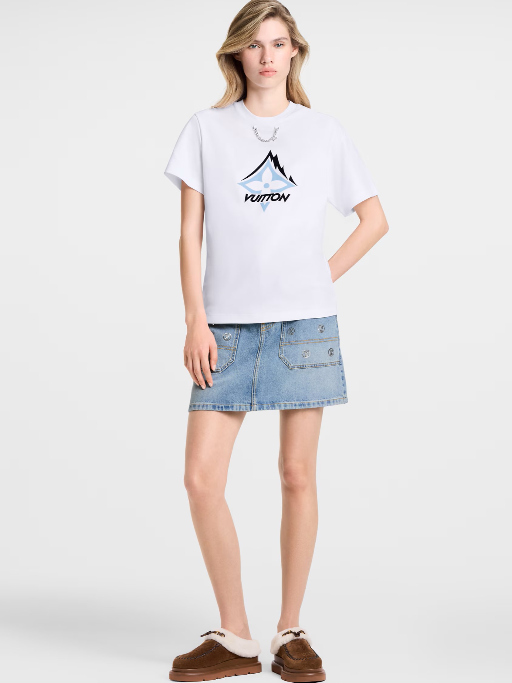 Áo thun trắng tay ngắn nữ LV Louis Vuitton Ski Mountain Signature T-Shirt 7
