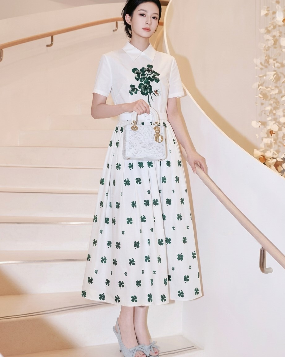 Đầm nữ Dior trắng phối xanh lá limited kèm thắt lưng 1