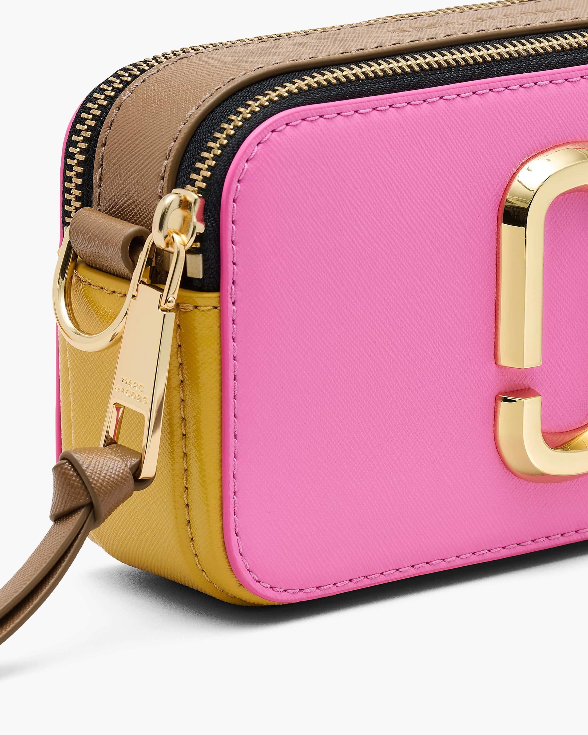 Túi xách đeo chéo Marc Jacobs màu hồng The Colorblock Snapshot Crossbody Bag Bow Pink Mult 4